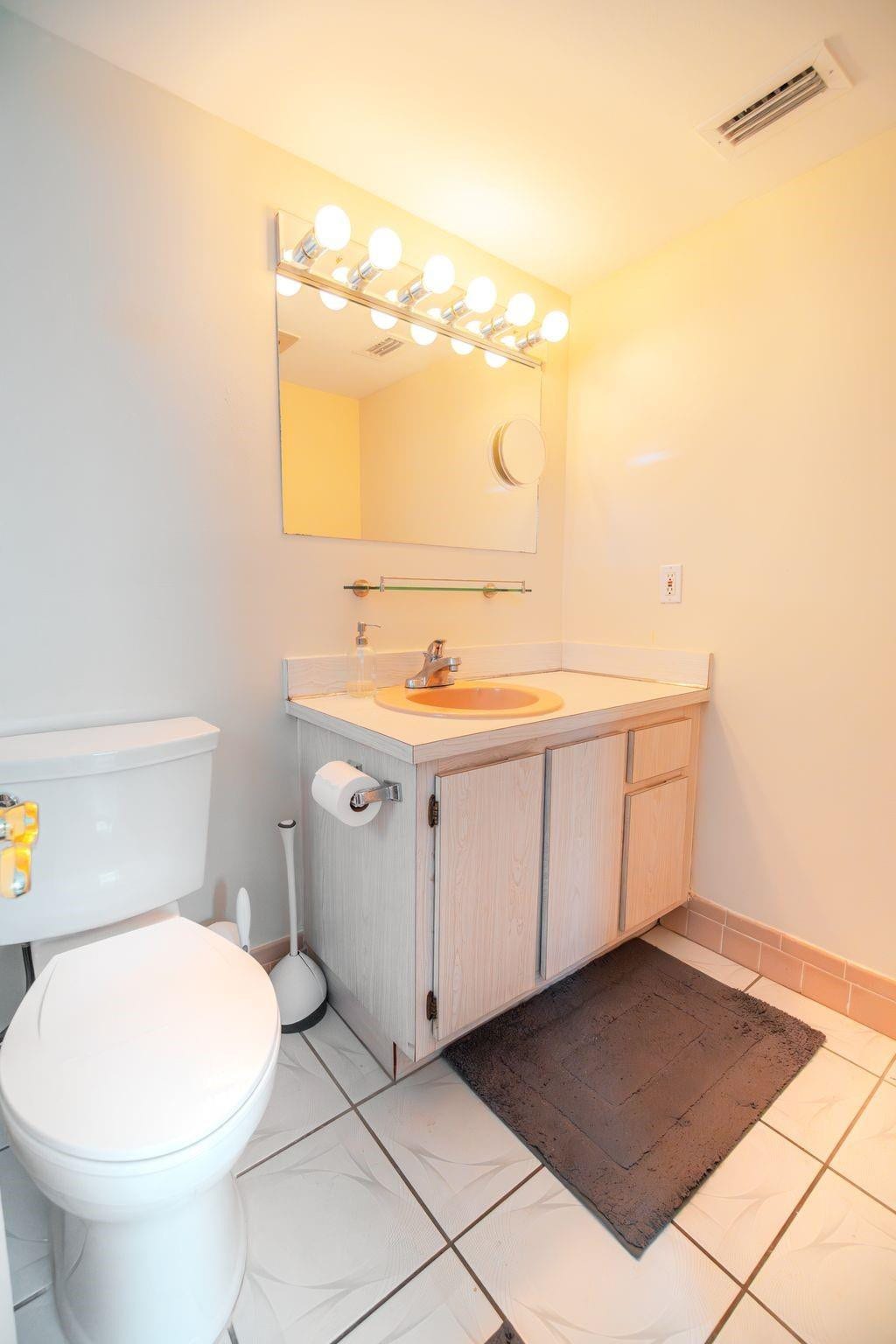 131 SE 3rd Avenue, #608, Dania Beach, FL 33004