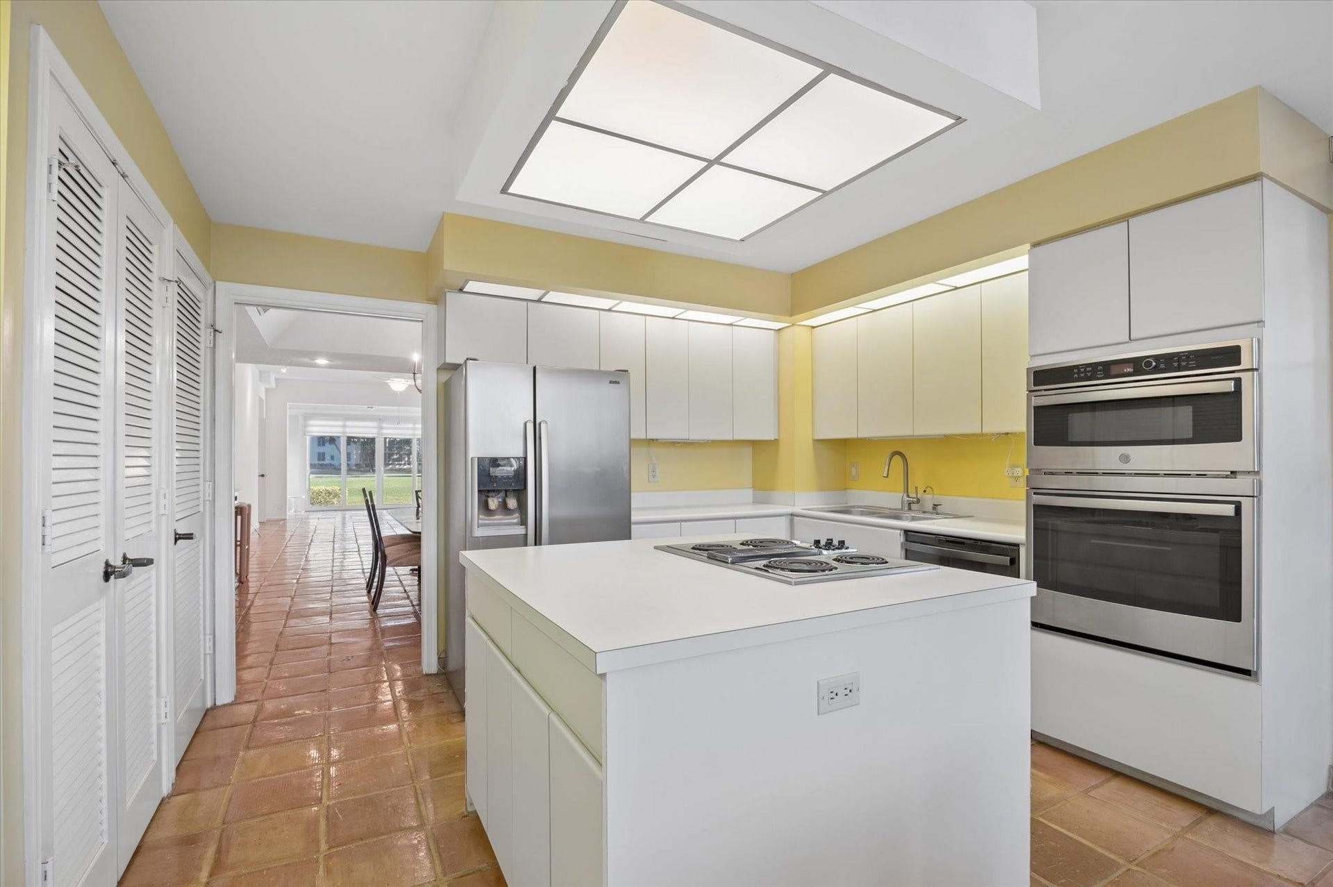 4110 W Palm Aire Drive, #101b, Pompano Beach, FL 33069