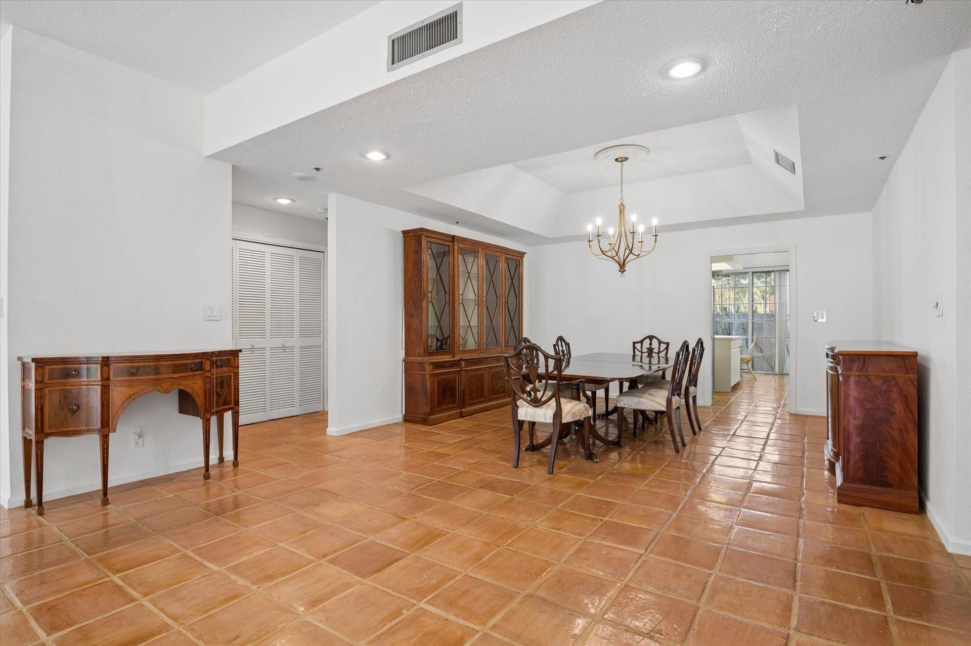 4110 W Palm Aire Drive, #101b, Pompano Beach, FL 33069