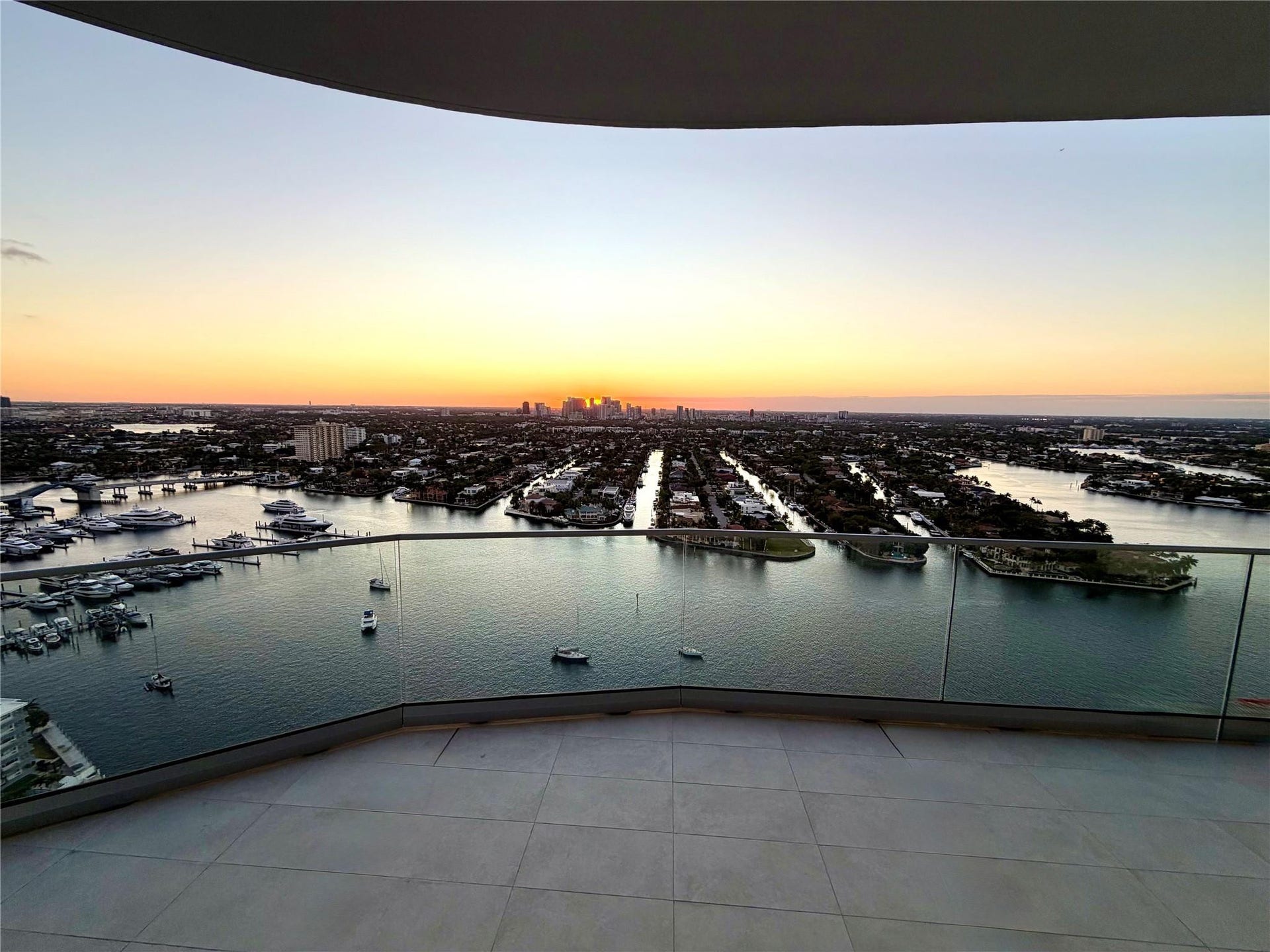 153 N Seabreeze Boulevard, #Ph 2601-s, Fort Lauderdale, FL 33304 Sunset view from terrace