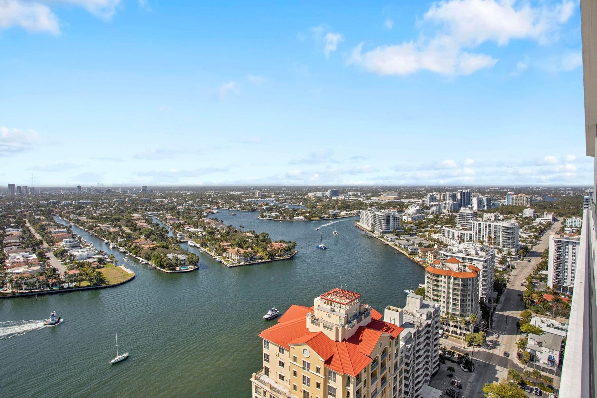 153 N Seabreeze Boulevard, #Ph 2601-s, Fort Lauderdale, FL 33304 Intracoastal view from family room and guest suite