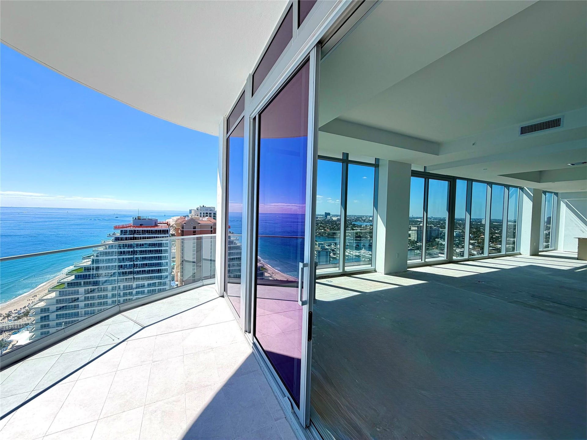 153 N Seabreeze Boulevard, #Ph 2601-s, Fort Lauderdale, FL 33304 Wraparound oceanfront terrace