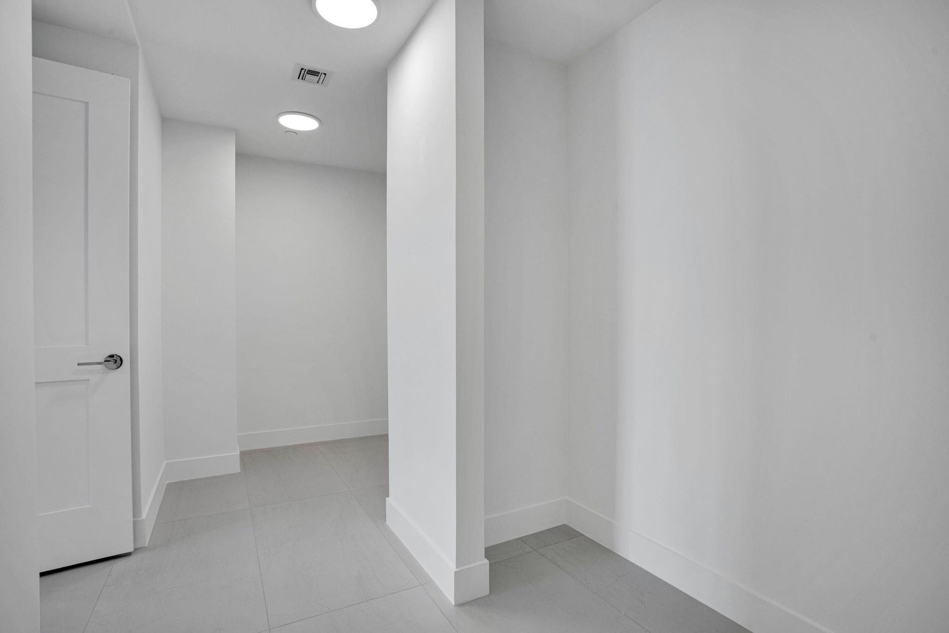 Owner's suite walk in closet