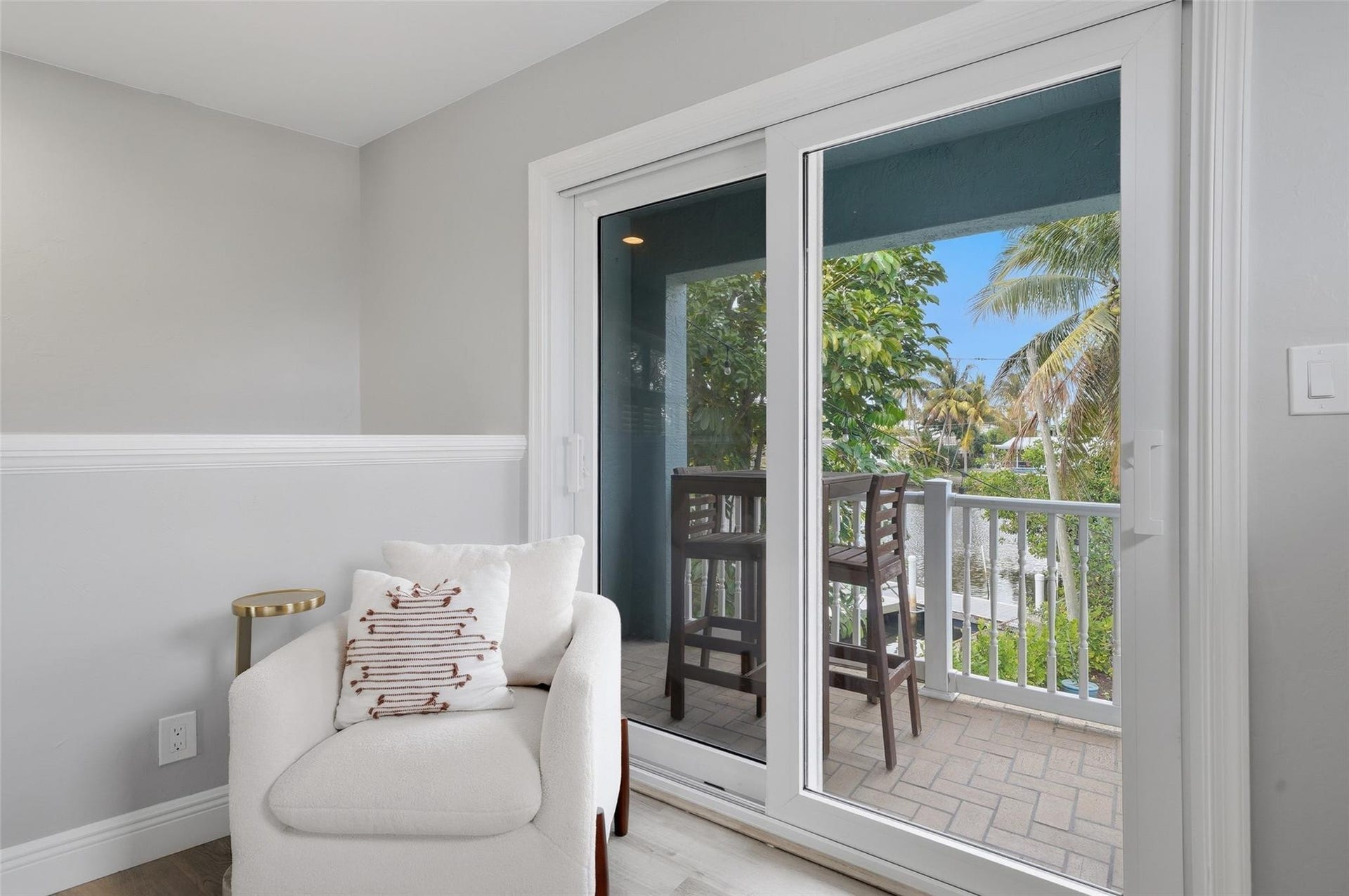 649 NW 30th Street, Wilton Manors, FL 33311 Photo 24