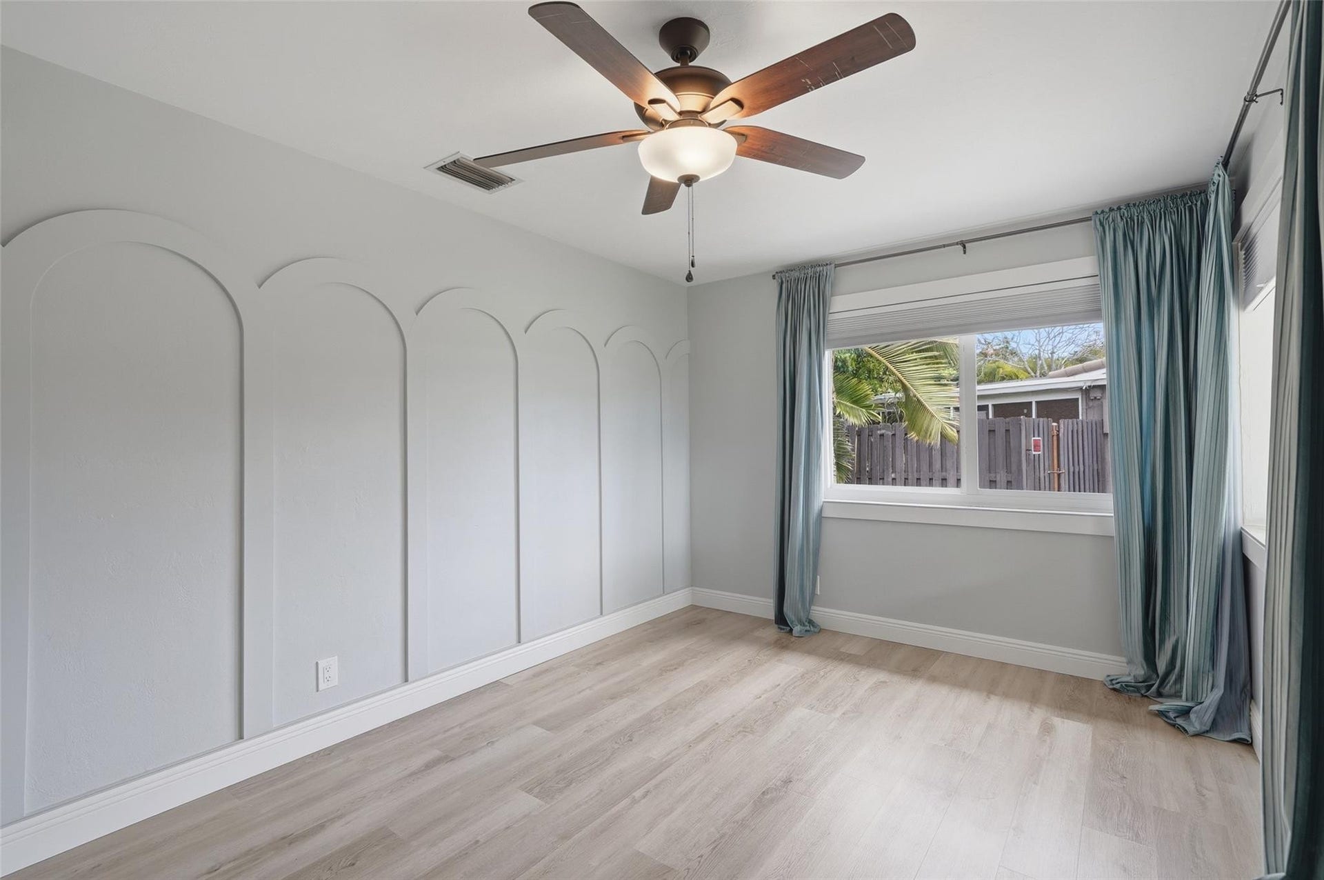 649 NW 30th Street, Wilton Manors, FL 33311 Photo 5