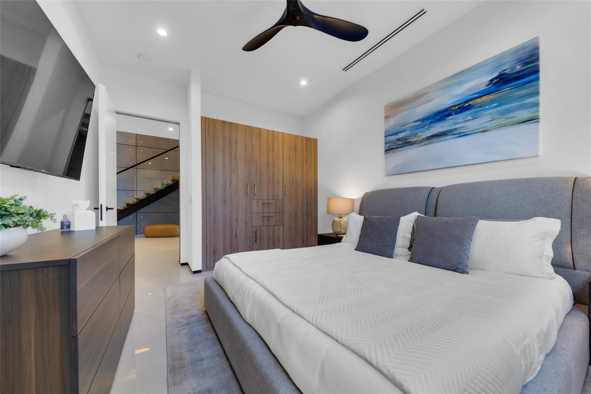 727 NE 17th Way, Fort Lauderdale, Fort Lauderdale, FL 33304 727 NE 17th Way, Fort Lauderdale, Fort Lauderdale, FL 33304