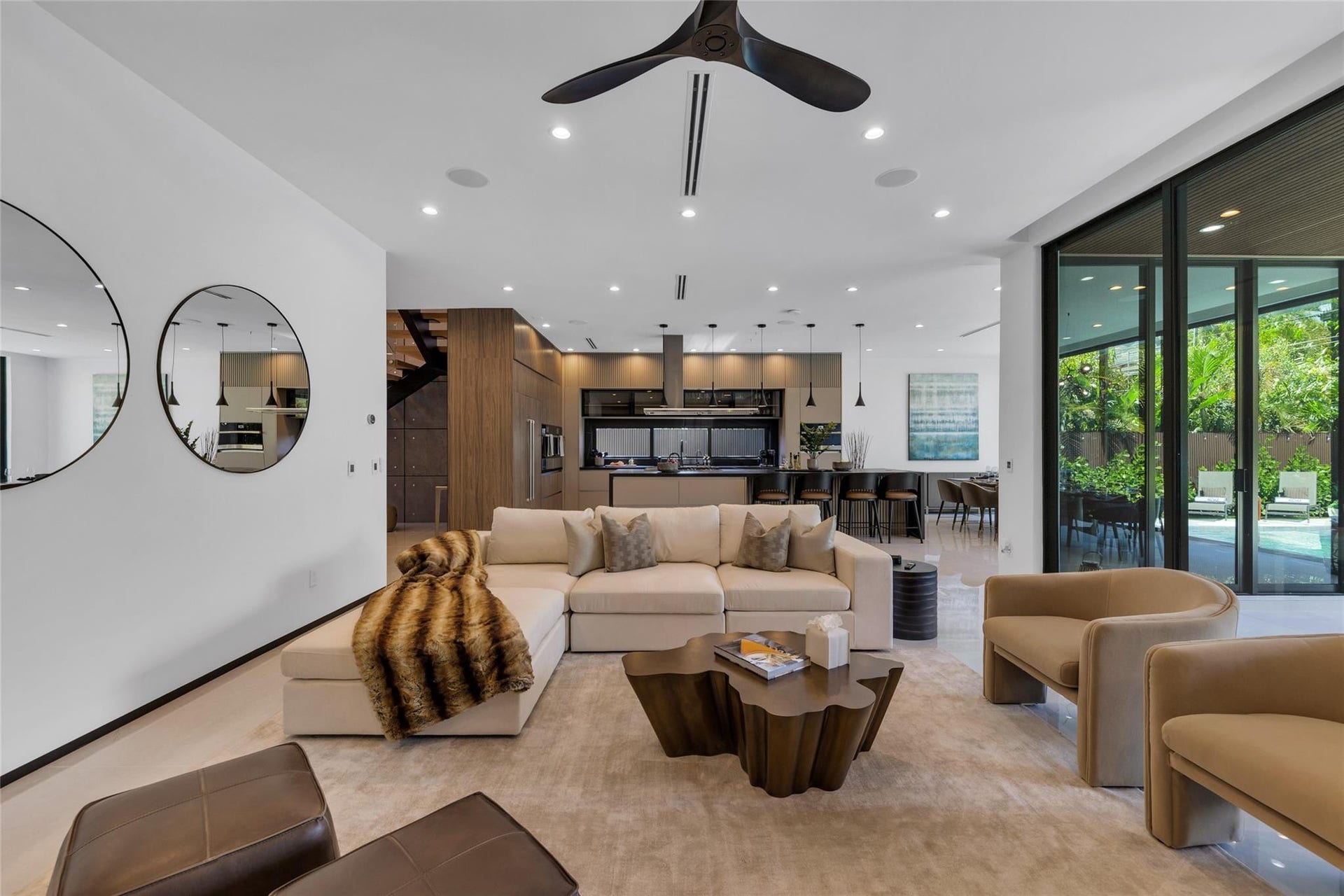 727 NE 17th Way, Fort Lauderdale, Fort Lauderdale, FL 33304 727 NE 17th Way, Fort Lauderdale, Fort Lauderdale, FL 33304