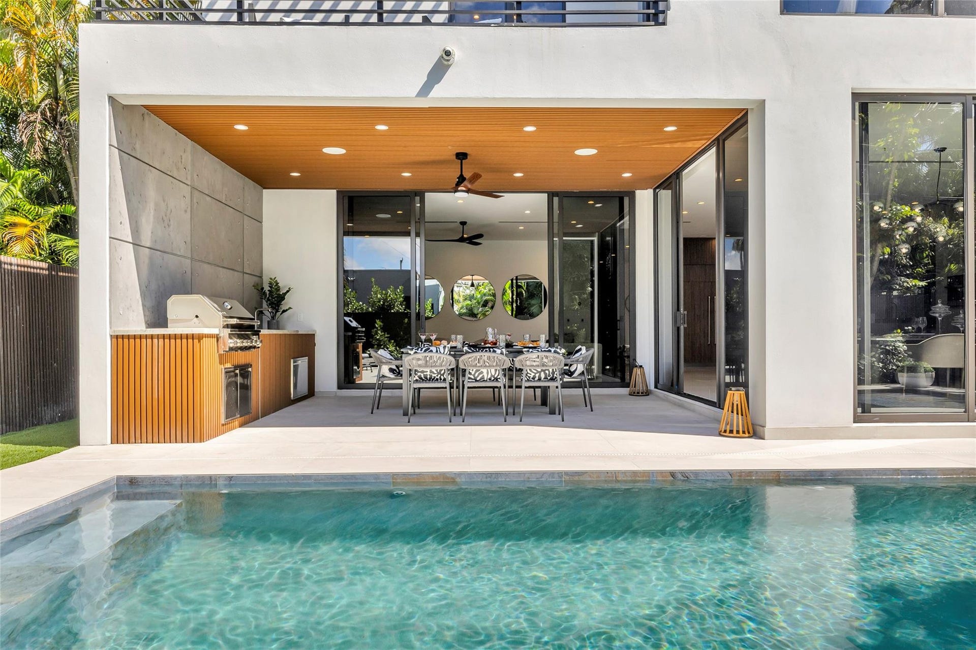 727 NE 17th Way, Fort Lauderdale, Fort Lauderdale, FL 33304 727 NE 17th Way, Fort Lauderdale, Fort Lauderdale, FL 33304