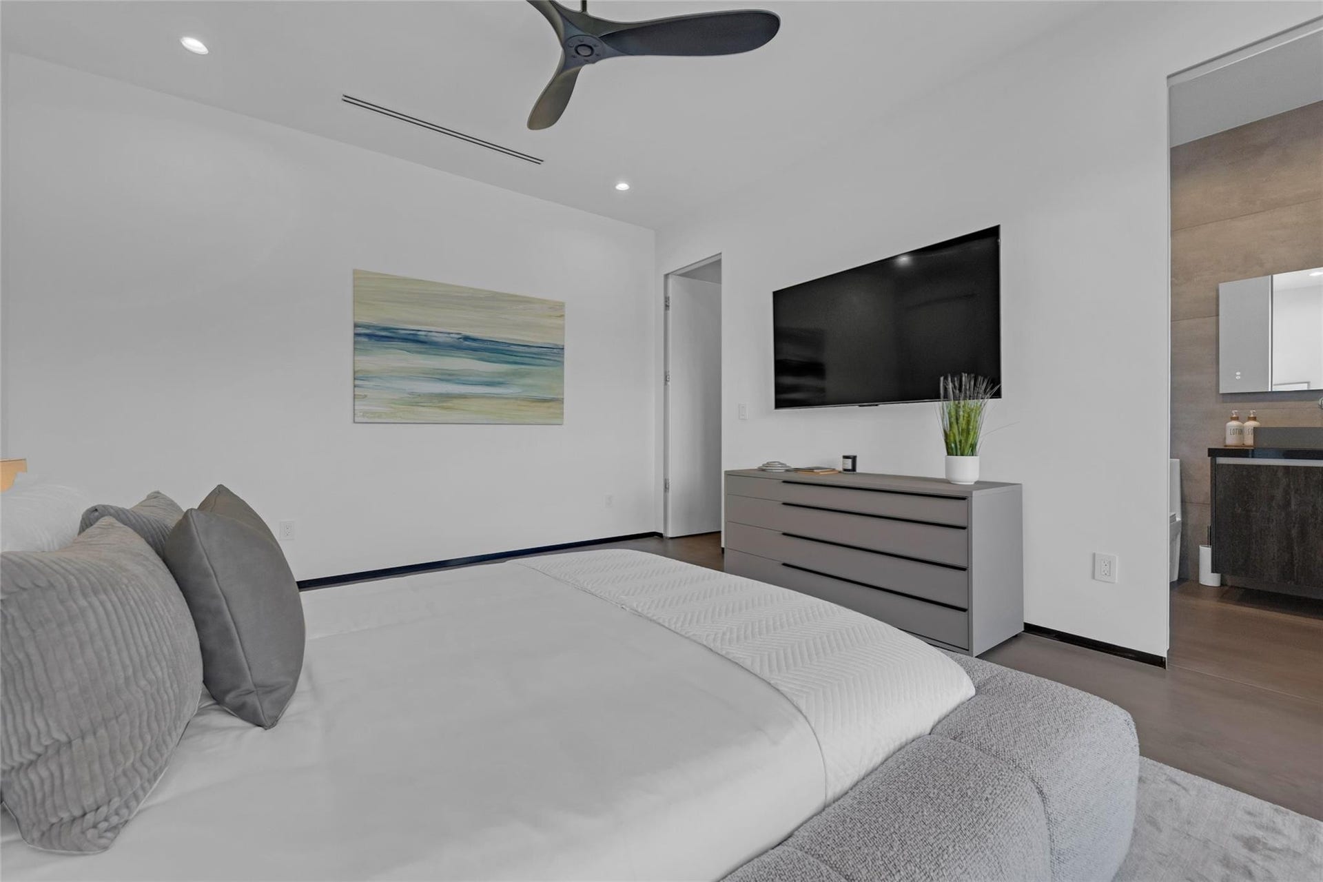 727 NE 17th Way, Fort Lauderdale, Fort Lauderdale, FL 33304 727 NE 17th Way, Fort Lauderdale, Fort Lauderdale, FL 33304