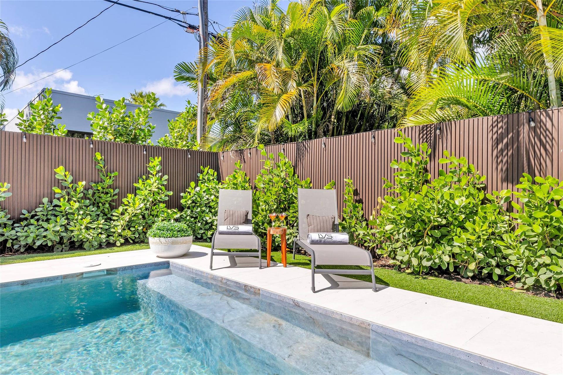 727 NE 17th Way, Fort Lauderdale, Fort Lauderdale, FL 33304 727 NE 17th Way, Fort Lauderdale, Fort Lauderdale, FL 33304