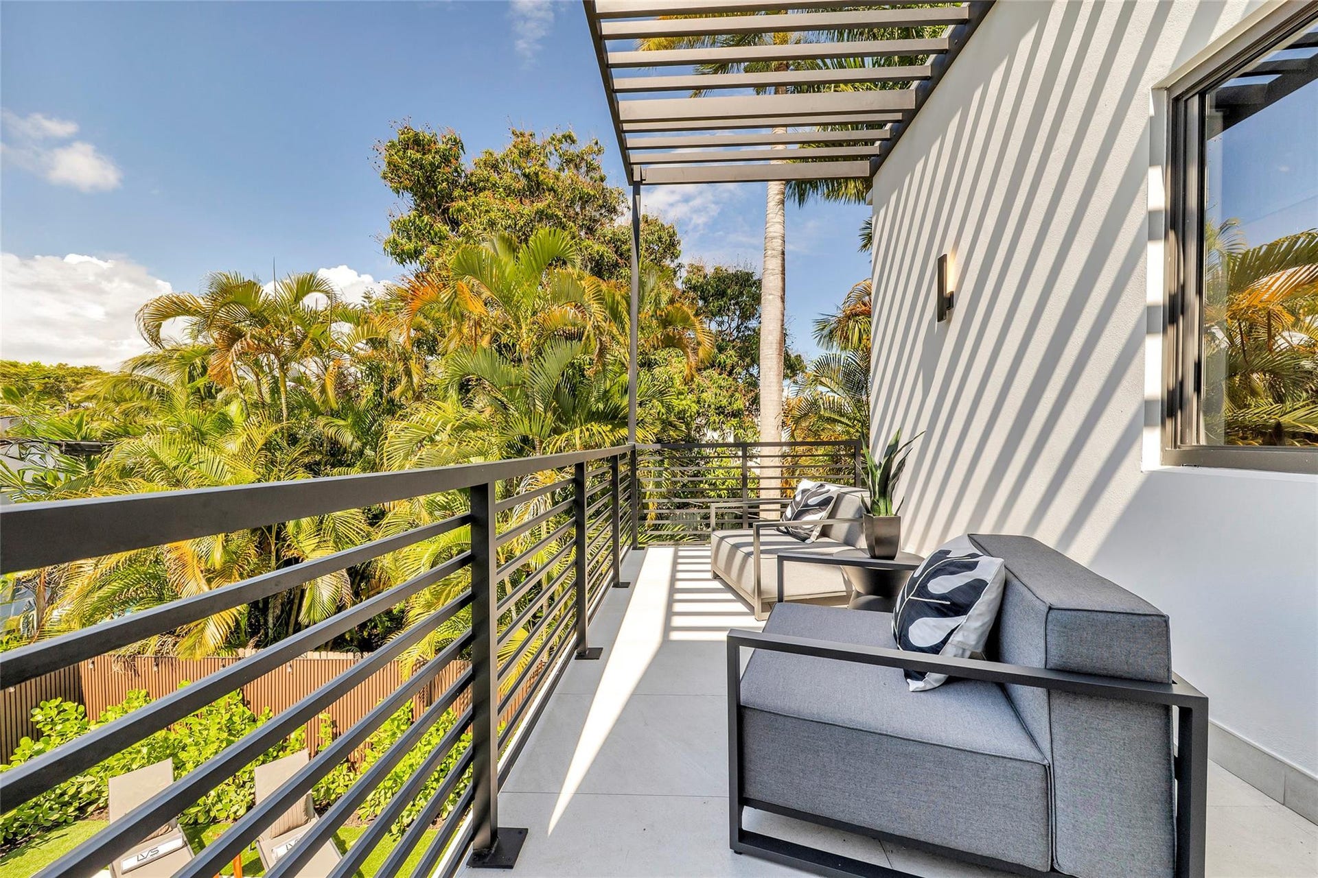 727 NE 17th Way, Fort Lauderdale, Fort Lauderdale, FL 33304 727 NE 17th Way, Fort Lauderdale, Fort Lauderdale, FL 33304