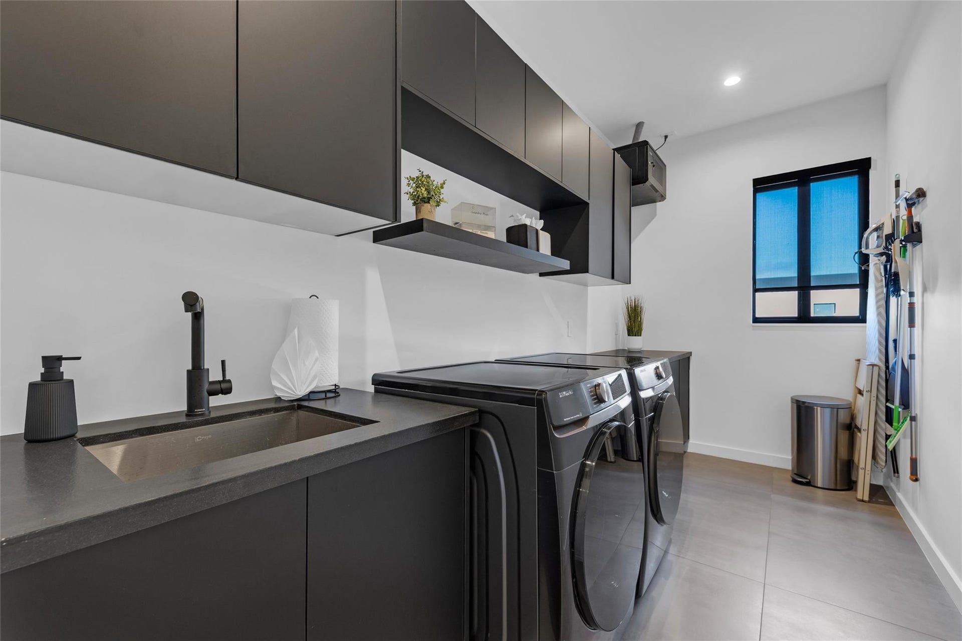 727 NE 17th Way, Fort Lauderdale, Fort Lauderdale, FL 33304 727 NE 17th Way, Fort Lauderdale, Fort Lauderdale, FL 33304