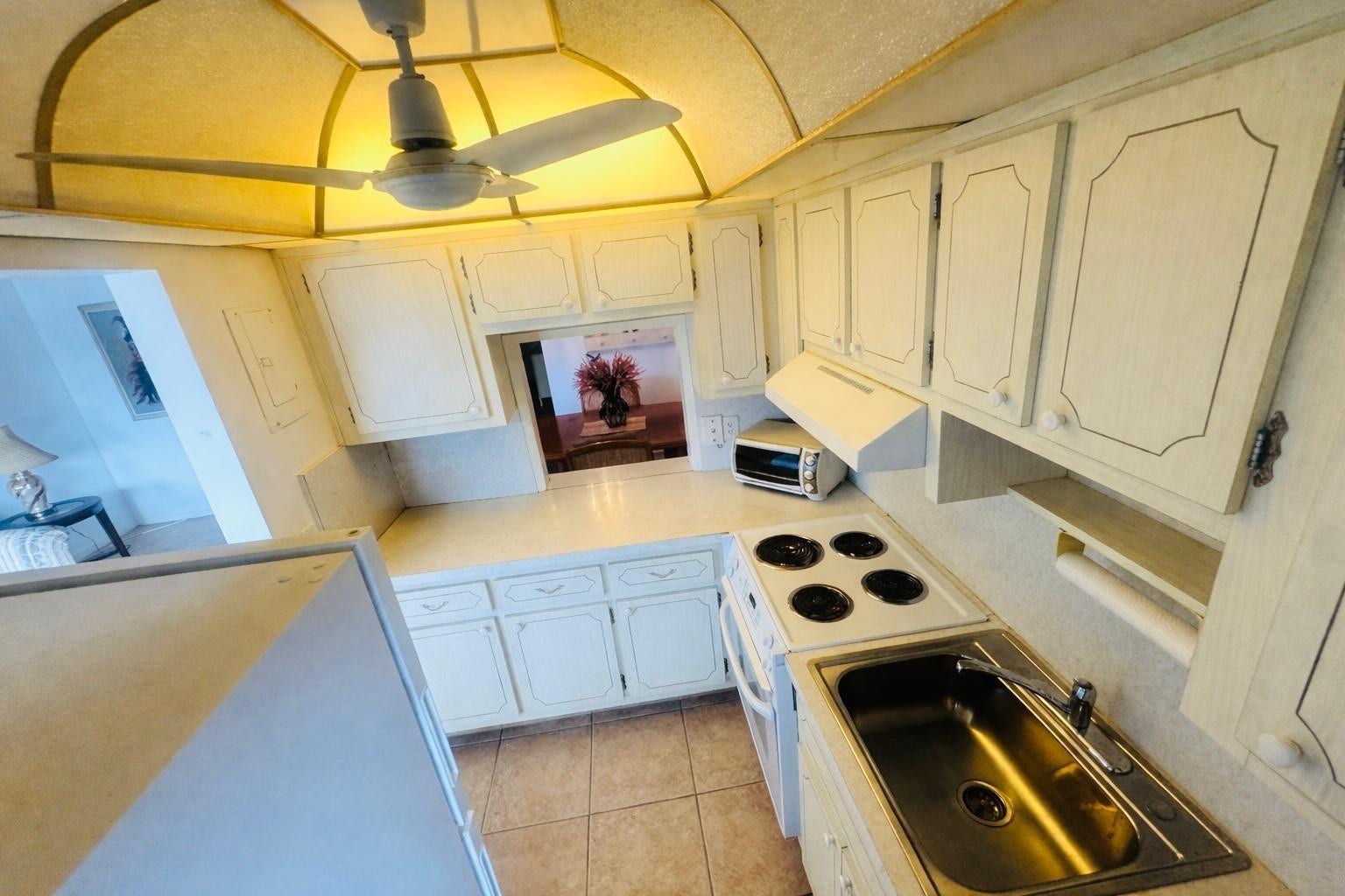 2050 NE 39th Street, #209w, Lighthouse Point, FL 33064 Photo 7