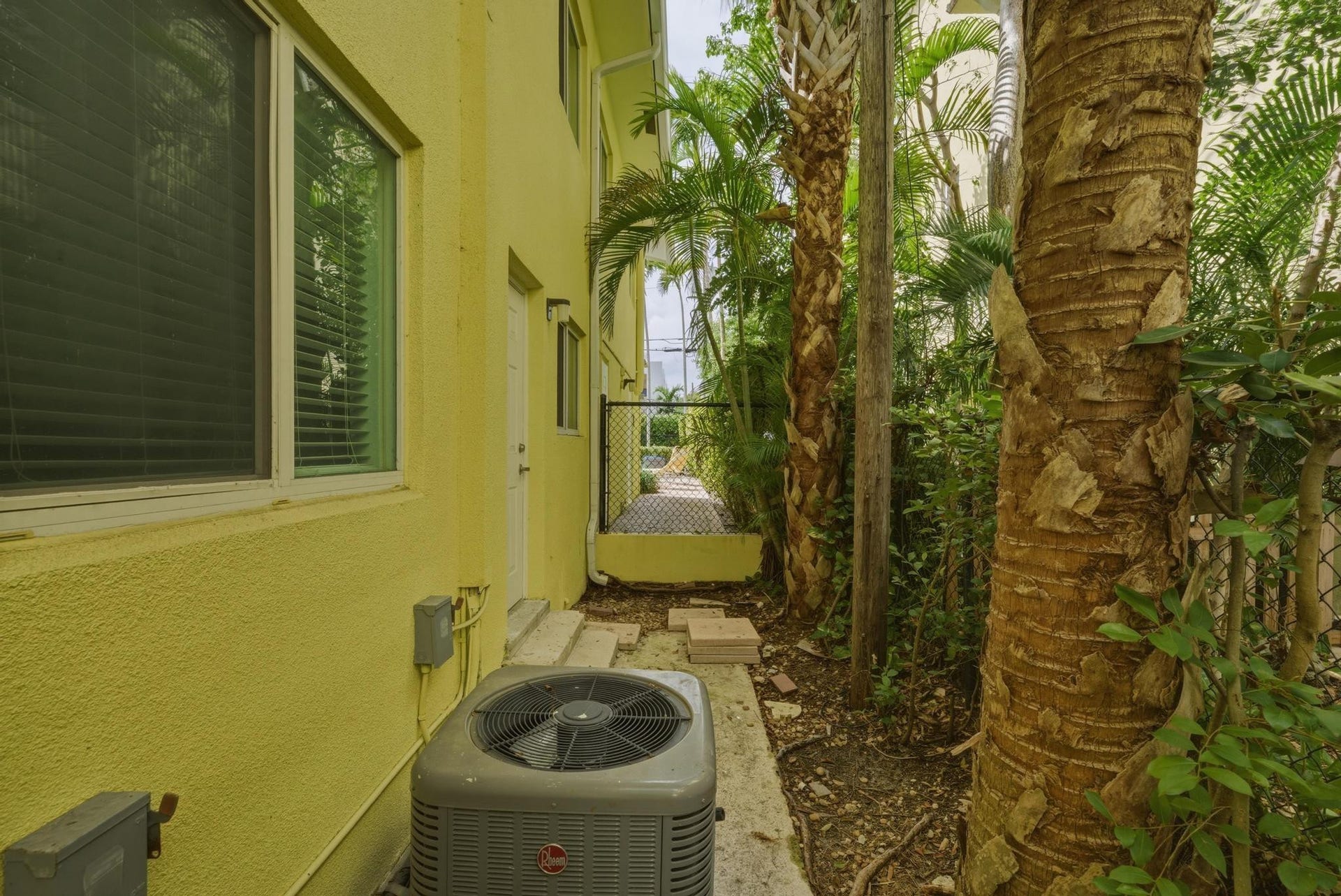 2660 NE 8th Avenue, #102, Wilton Manors, FL 33334 2660 NE 8th Avenue, #102, Wilton Manors, FL 33334