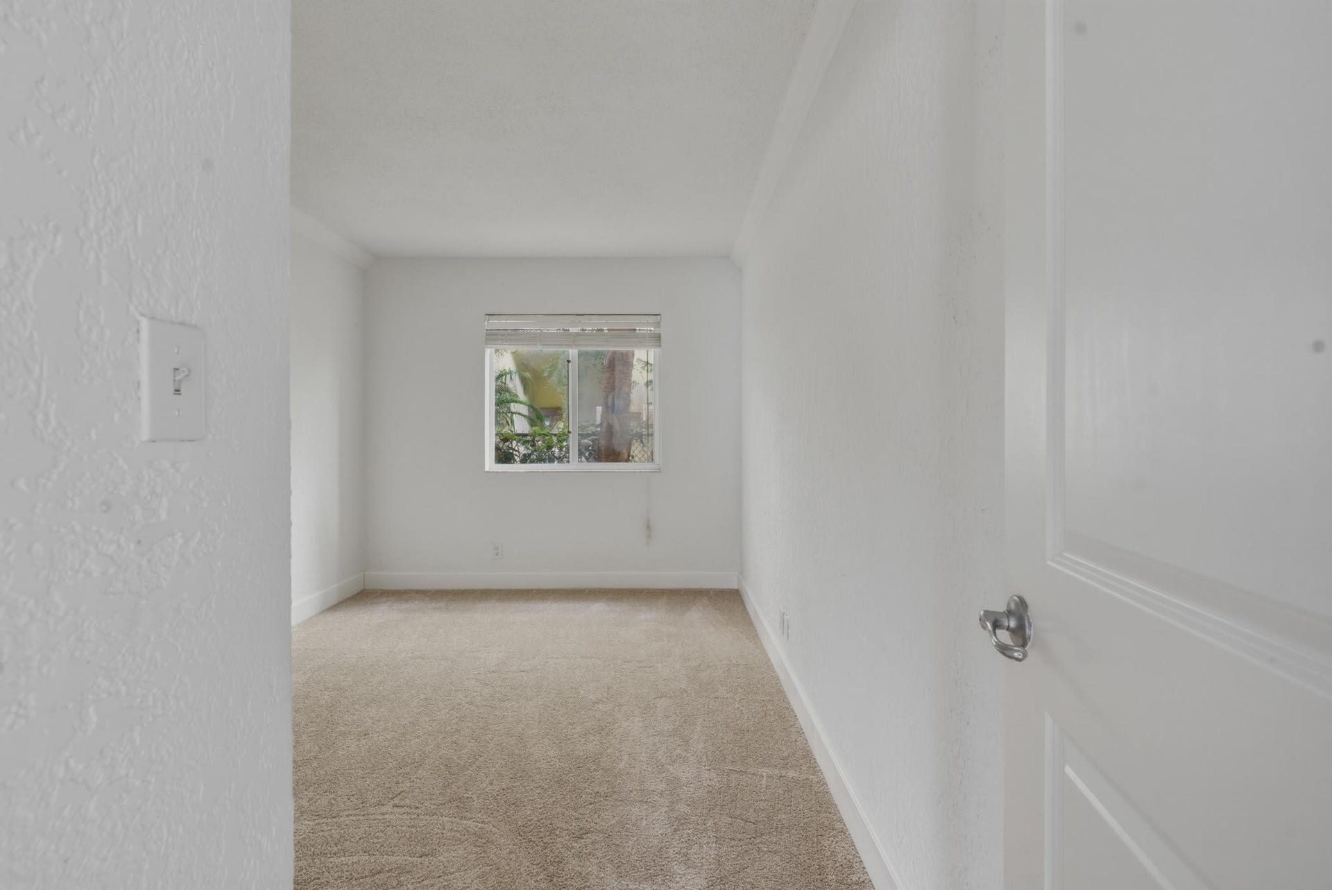 2660 NE 8th Avenue, #102, Wilton Manors, FL 33334 2660 NE 8th Avenue, #102, Wilton Manors, FL 33334