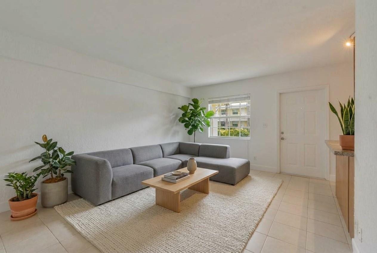 2660 NE 8th Avenue, #102, Wilton Manors, FL 33334 2660 NE 8th Avenue, #102, Wilton Manors, FL 33334