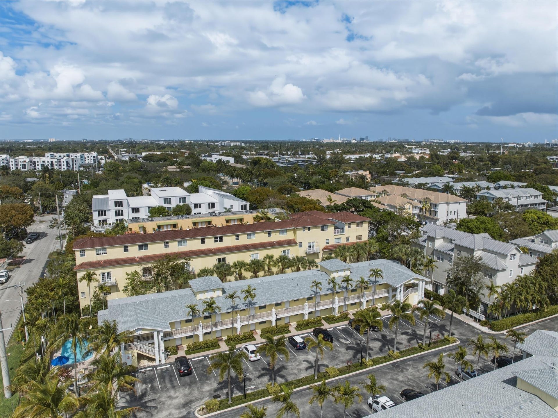 2660 NE 8th Avenue, #102, Wilton Manors, FL 33334 2660 NE 8th Avenue, #102, Wilton Manors, FL 33334