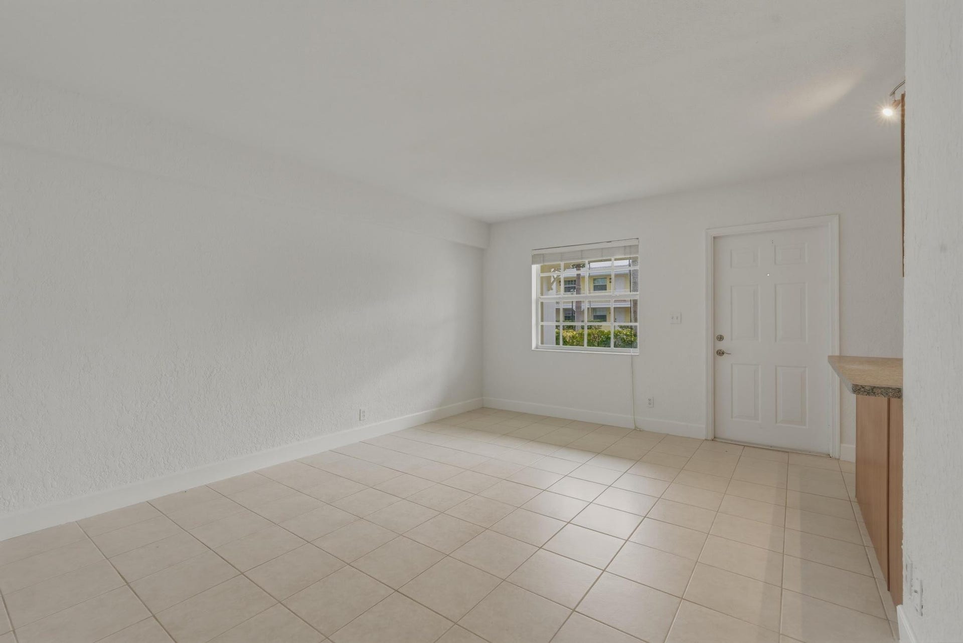 2660 NE 8th Avenue, #102, Wilton Manors, FL 33334 2660 NE 8th Avenue, #102, Wilton Manors, FL 33334