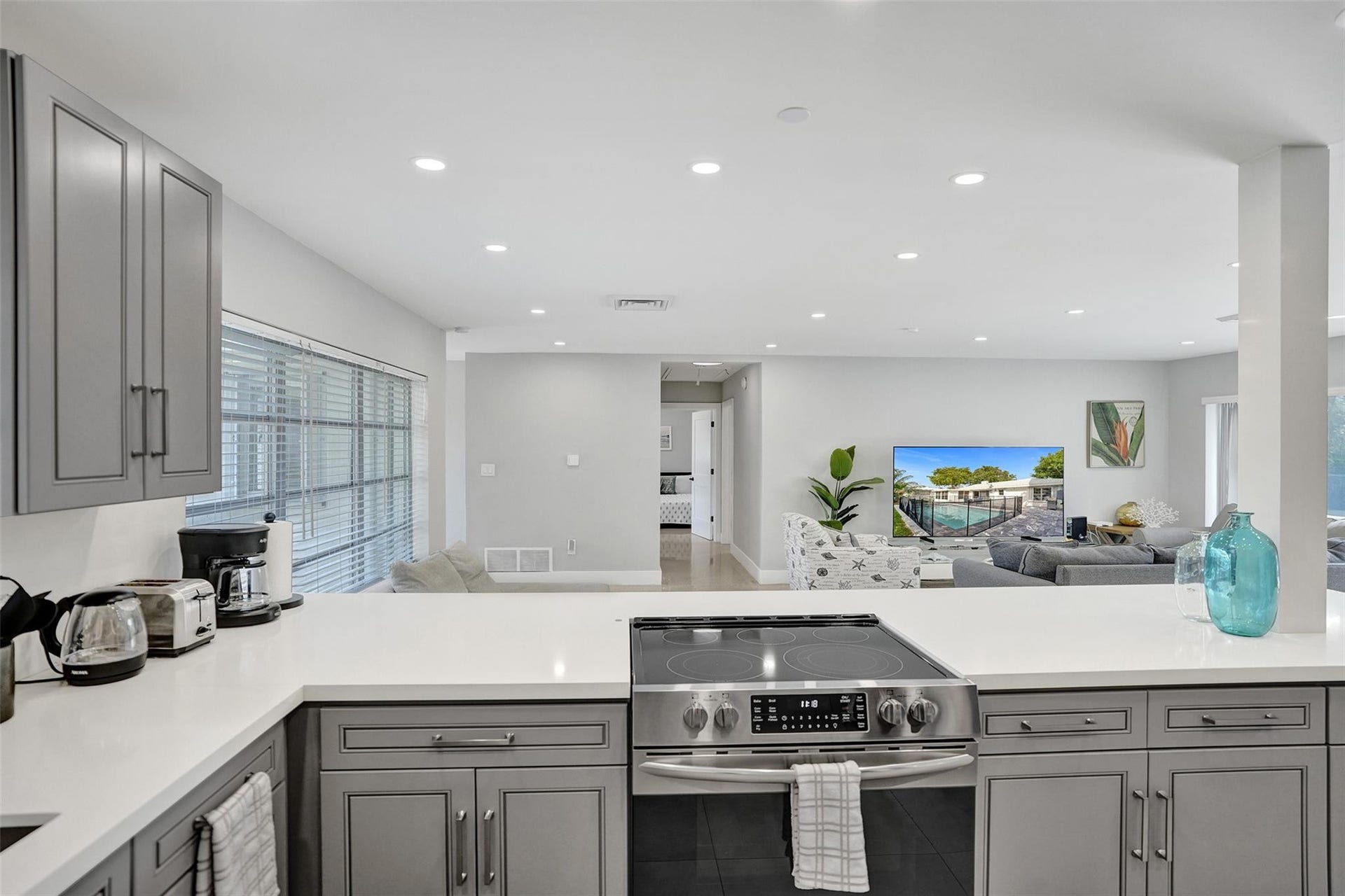 260 Allenwood Drive, Lauderdale By The Sea, FL 33308 260 Allenwood Drive, Lauderdale By The Sea, FL 33308