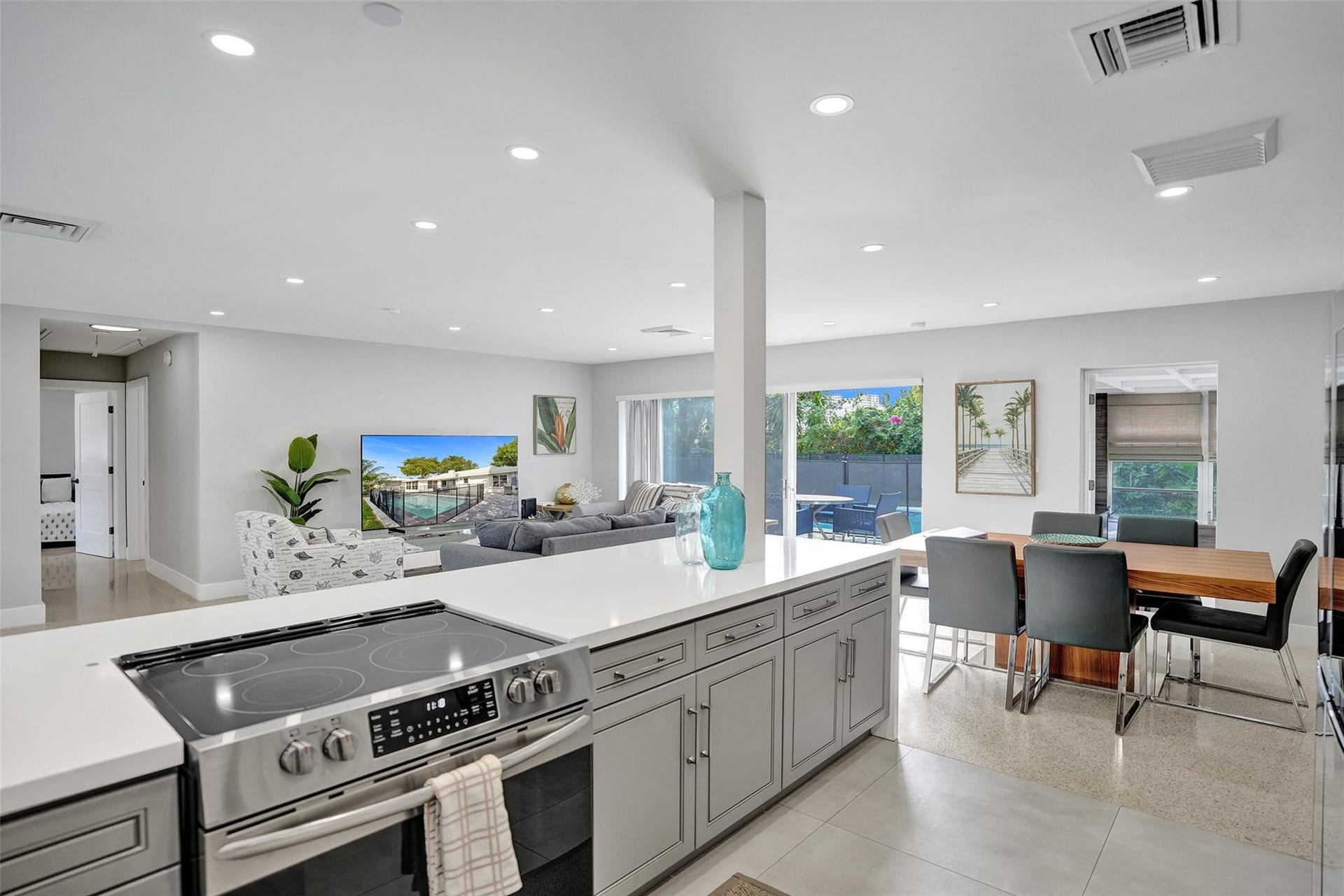 260 Allenwood Drive, Lauderdale By The Sea, FL 33308 260 Allenwood Drive, Lauderdale By The Sea, FL 33308