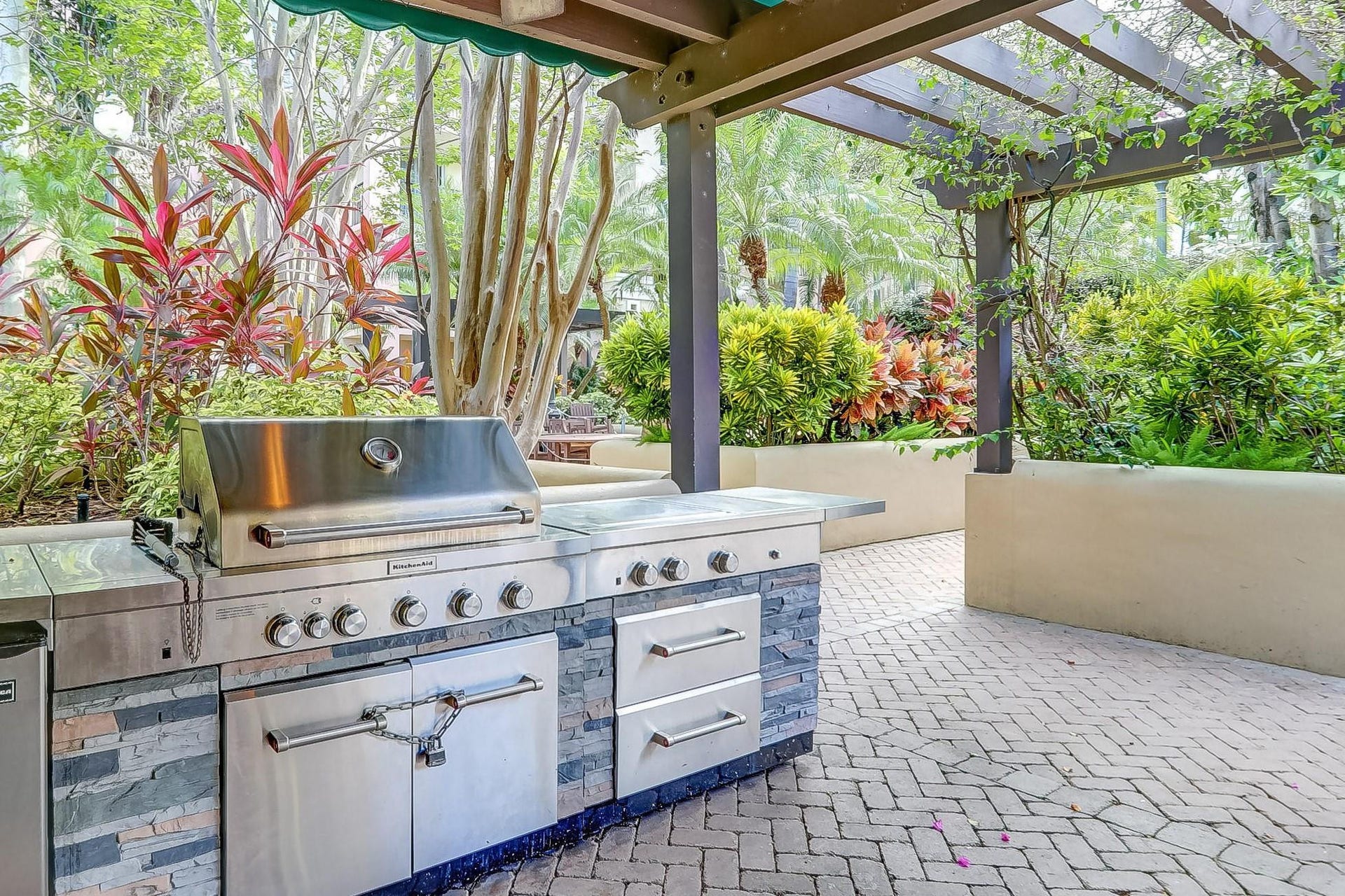 520 SE 5th Avenue, #2406, Fort Lauderdale, FL 33301