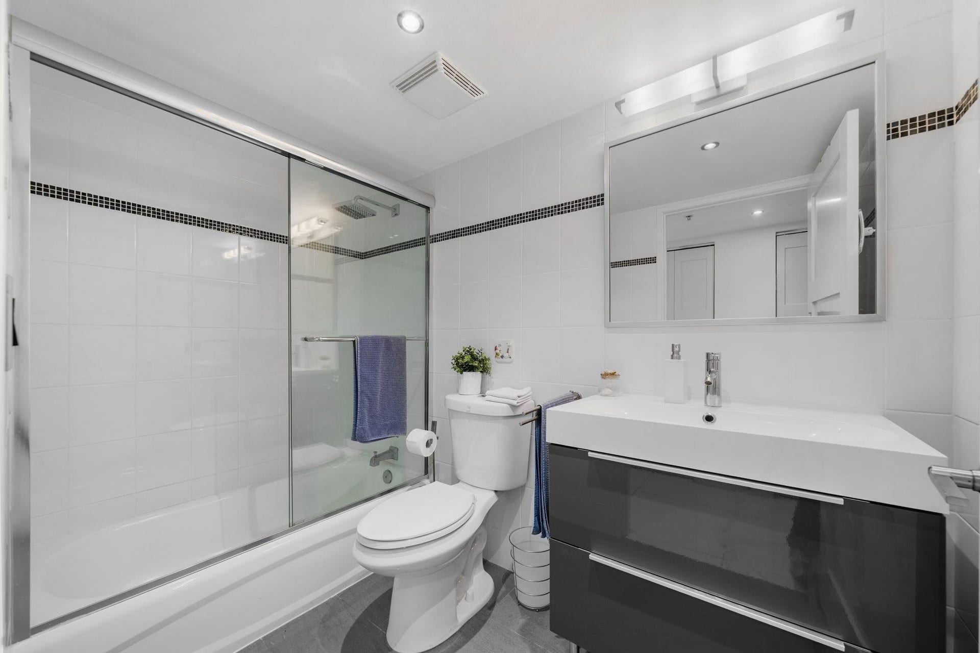 520 SE 5th Avenue, #2406, Fort Lauderdale, FL 33301