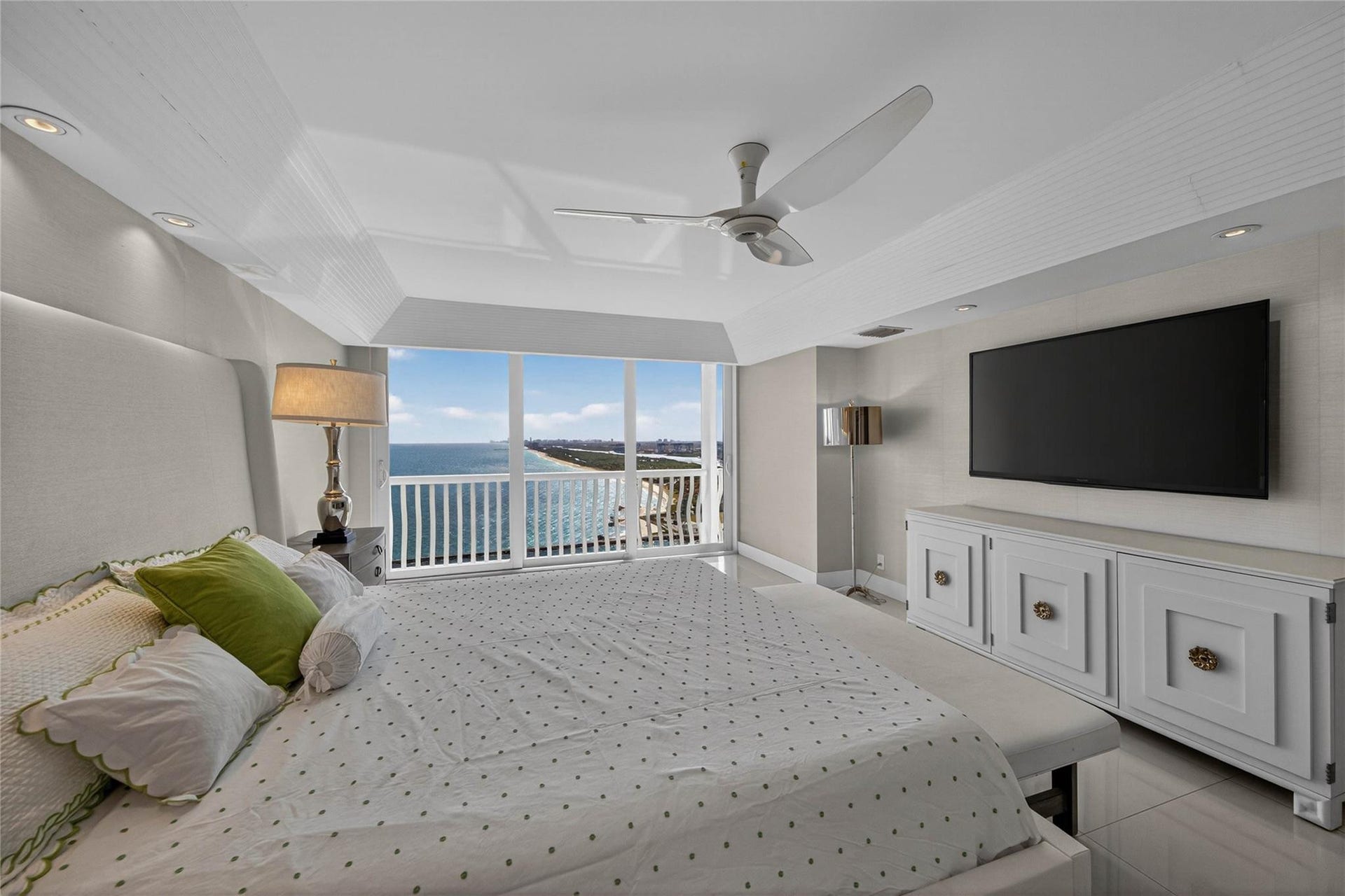 Southern Primary Bedroom