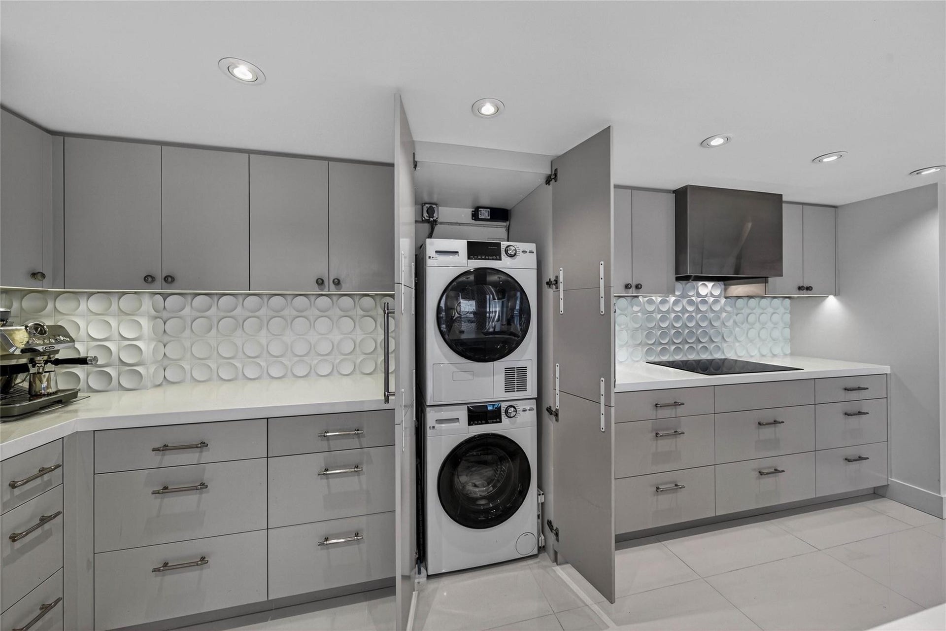 Washer & Dryer
