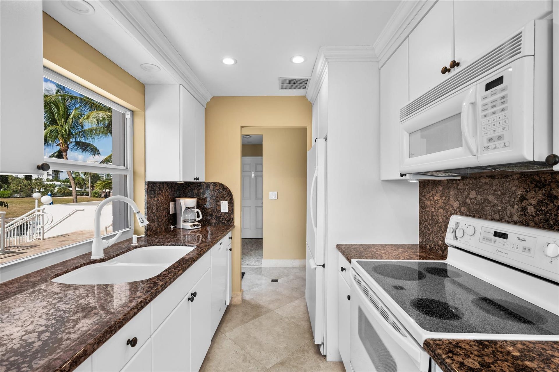 511 Bayshore Drive, #501, Fort Lauderdale, FL 33304 511 Bayshore Drive, #501, Fort Lauderdale, FL 33304