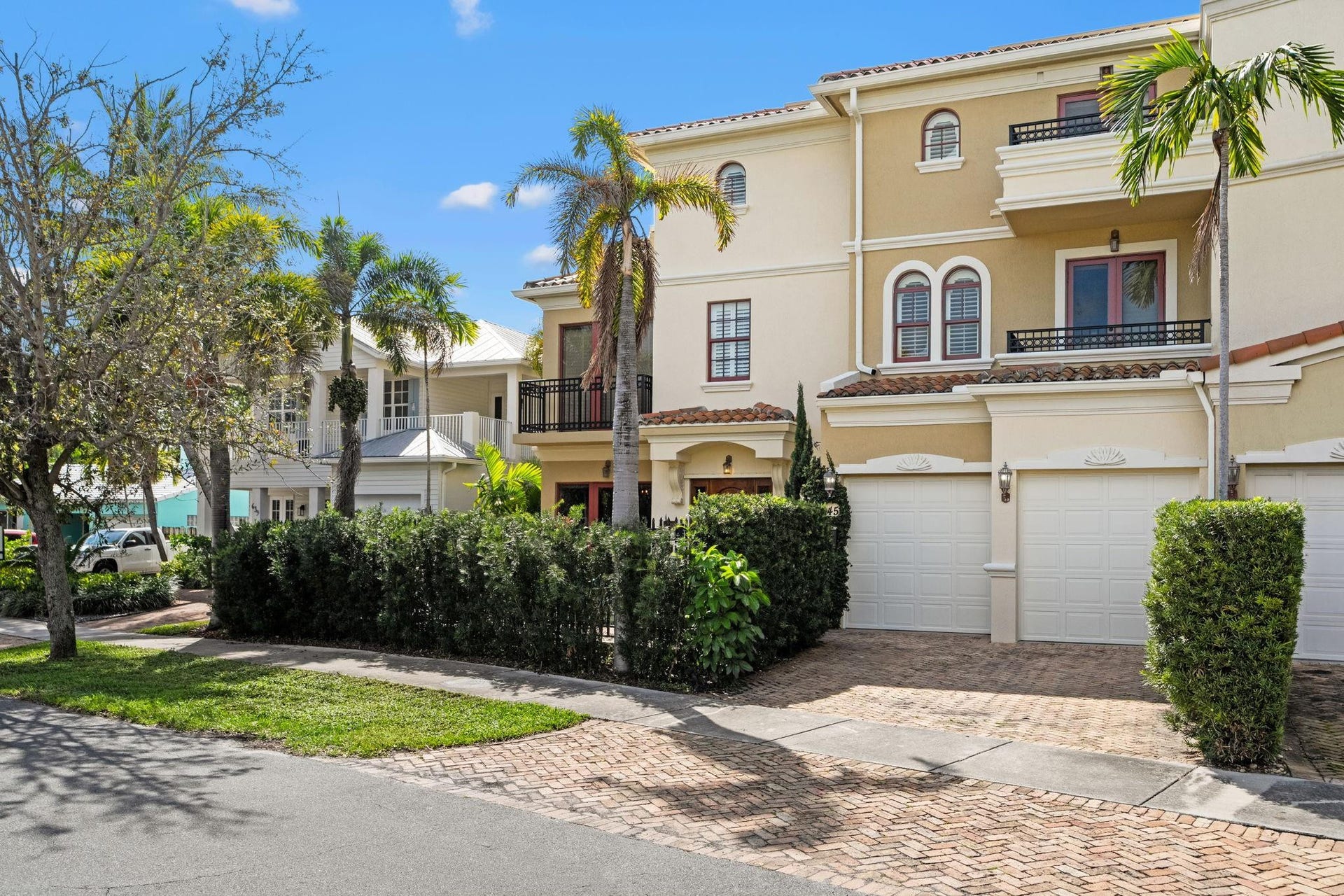 645 NE 17th Way, #645, Fort Lauderdale, FL 33304 645 NE 17th Way, #645, Fort Lauderdale, FL 33304