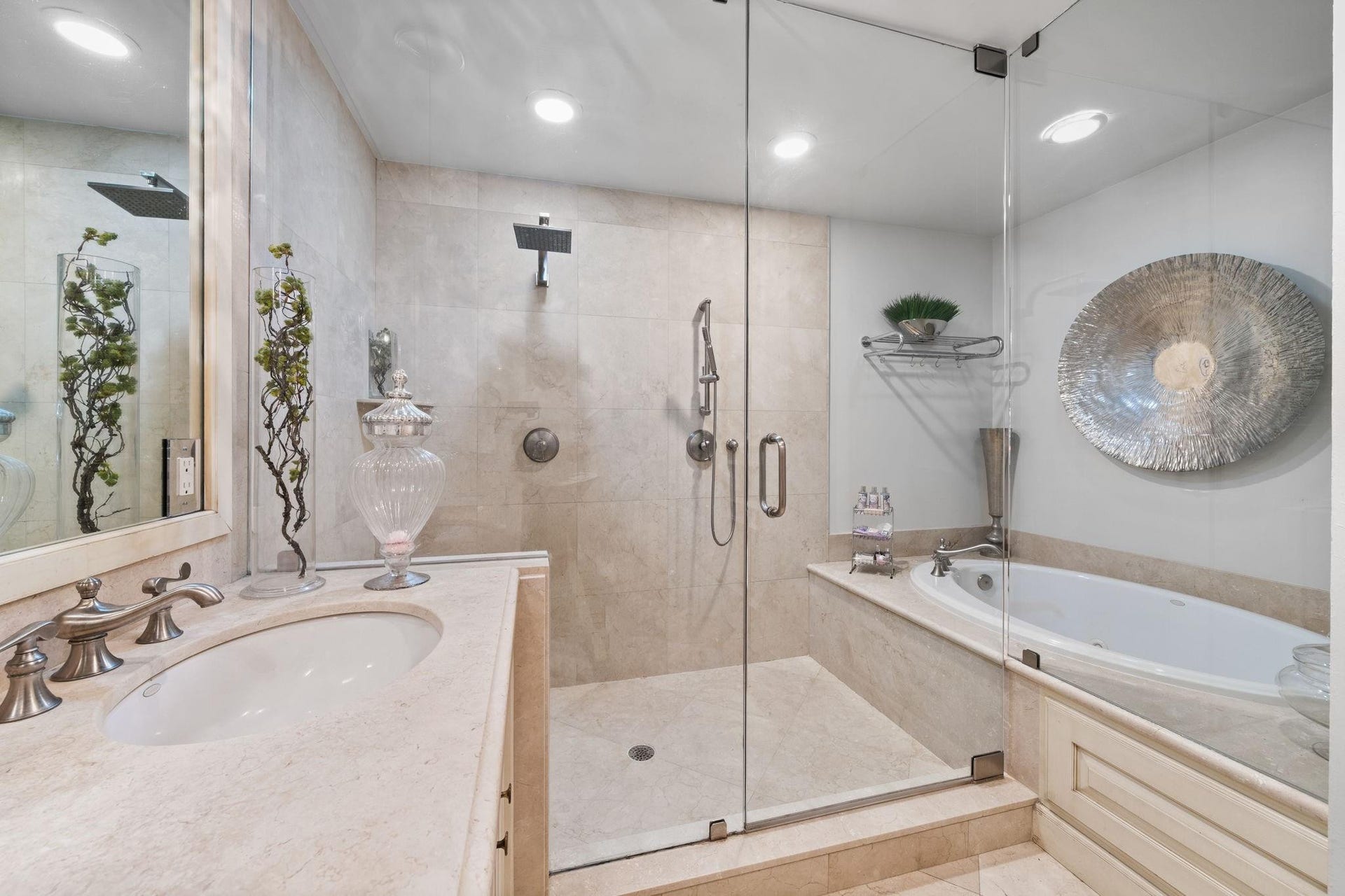 645 NE 17th Way, #645, Fort Lauderdale, FL 33304 645 NE 17th Way, #645, Fort Lauderdale, FL 33304