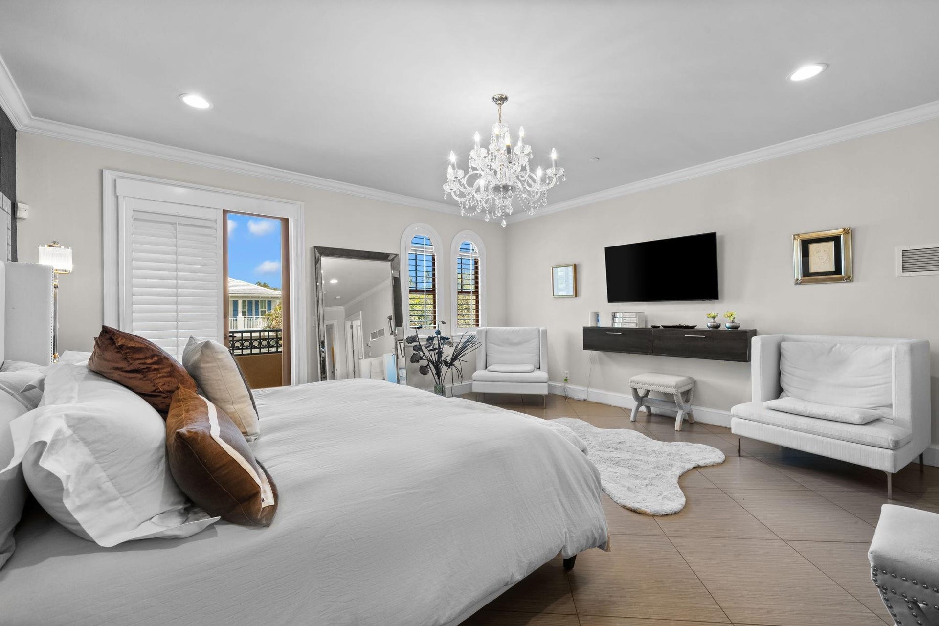 645 NE 17th Way, #645, Fort Lauderdale, FL 33304 645 NE 17th Way, #645, Fort Lauderdale, FL 33304