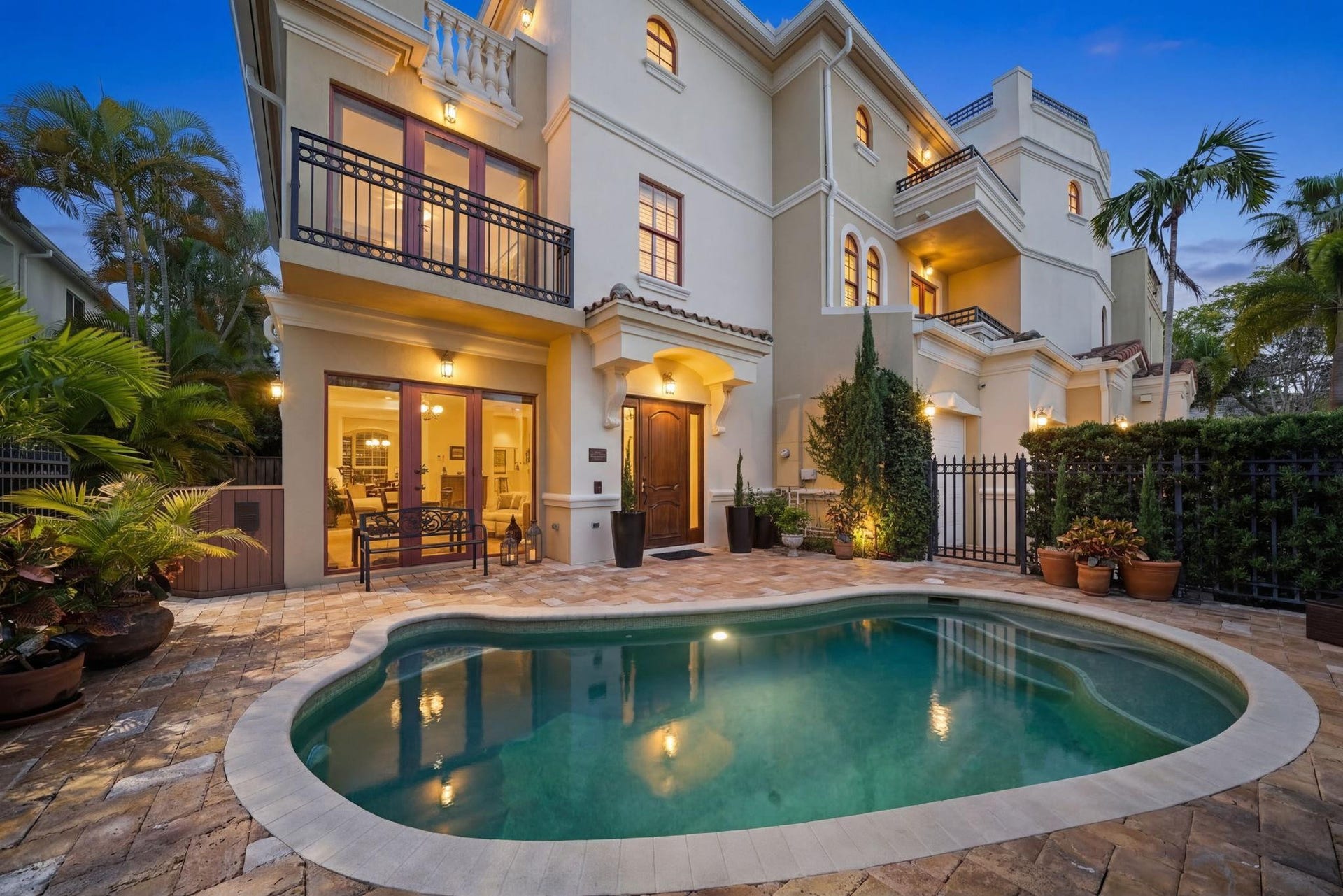 645 NE 17th Way, #645, Fort Lauderdale, FL 33304 645 NE 17th Way, #645, Fort Lauderdale, FL 33304