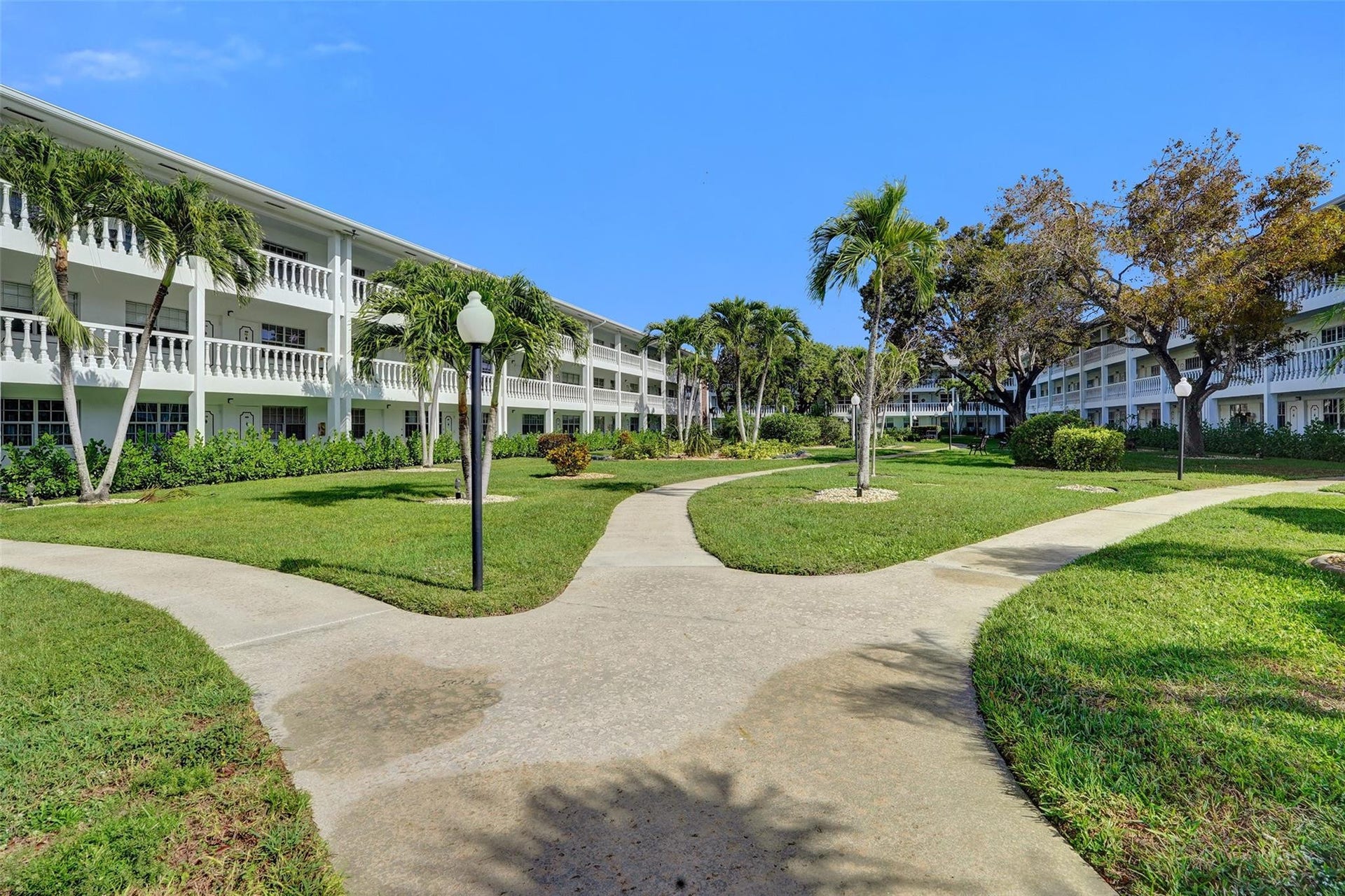5208 NE 24th Terrace, #F118, Fort Lauderdale, FL 33308 5208 NE 24th Terrace, #F118, Fort Lauderdale, FL 33308