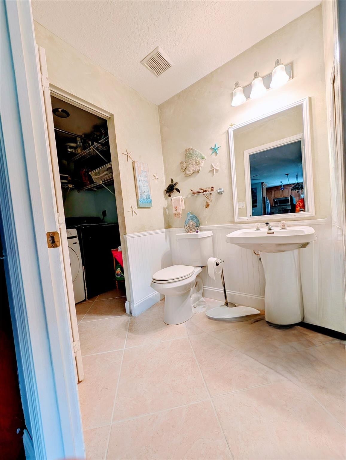 11240 Reveille Road, Cooper City, FL 33026 Cabana bath to the roofed patio.