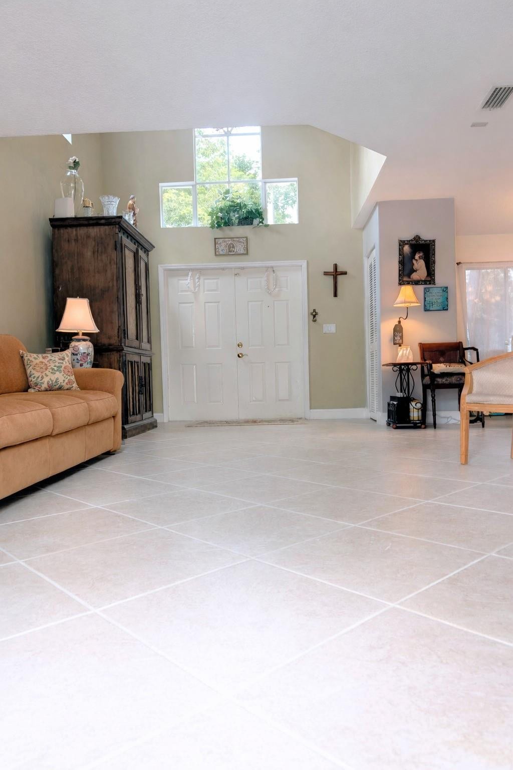 11240 Reveille Road, Cooper City, FL 33026 Picture from sliding glass doors looking at front door