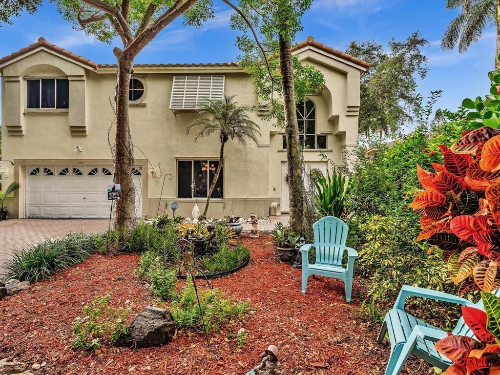 11240 Reveille Road, Cooper City, FL 33026 There is no grass to mow anywhere.