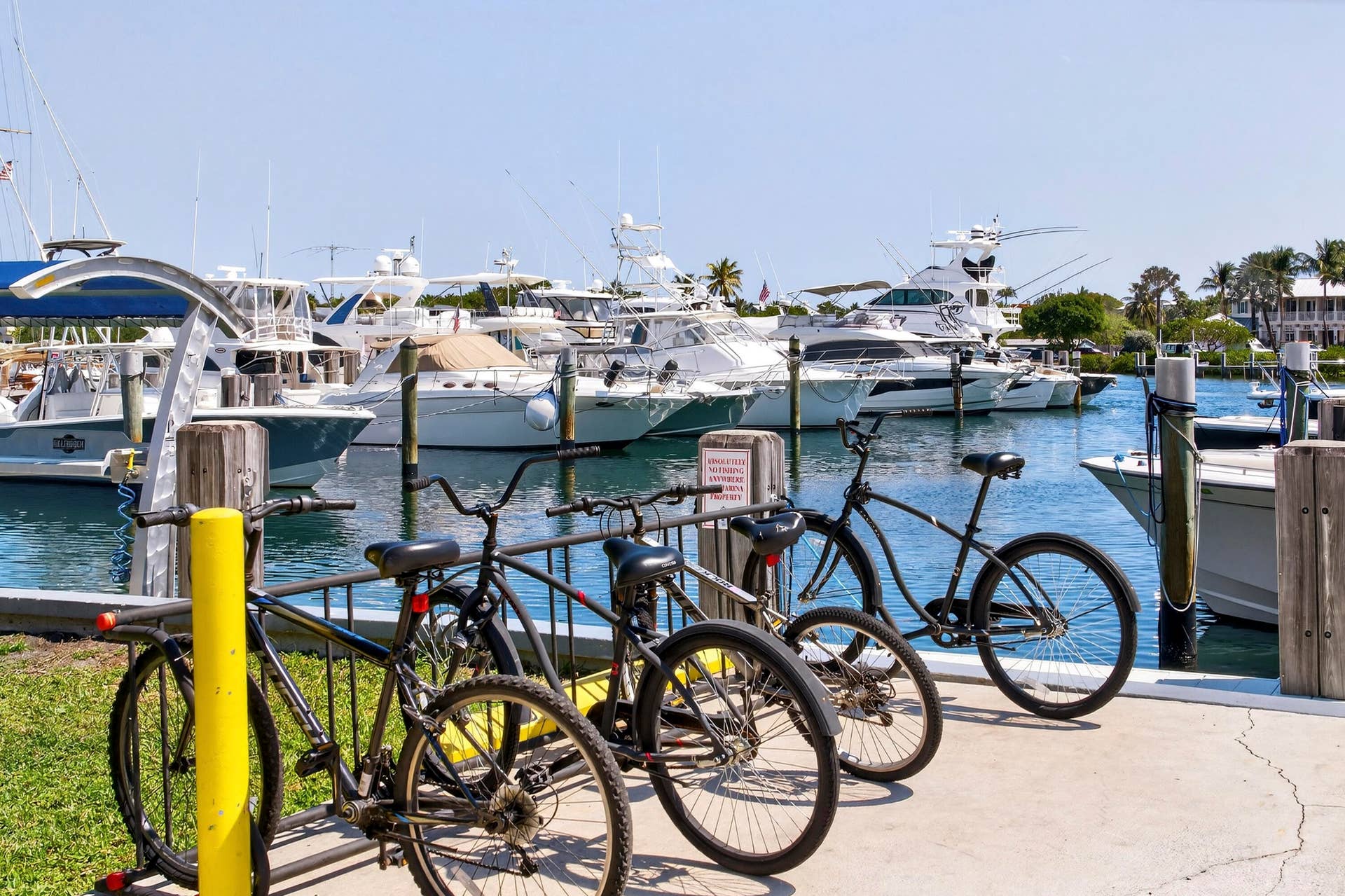Just a short 34 minute walk from the home, the marina offers slip rentals, boat club access, waterfront dining, and quick Intracoastal and Hillsboro Inlet access.