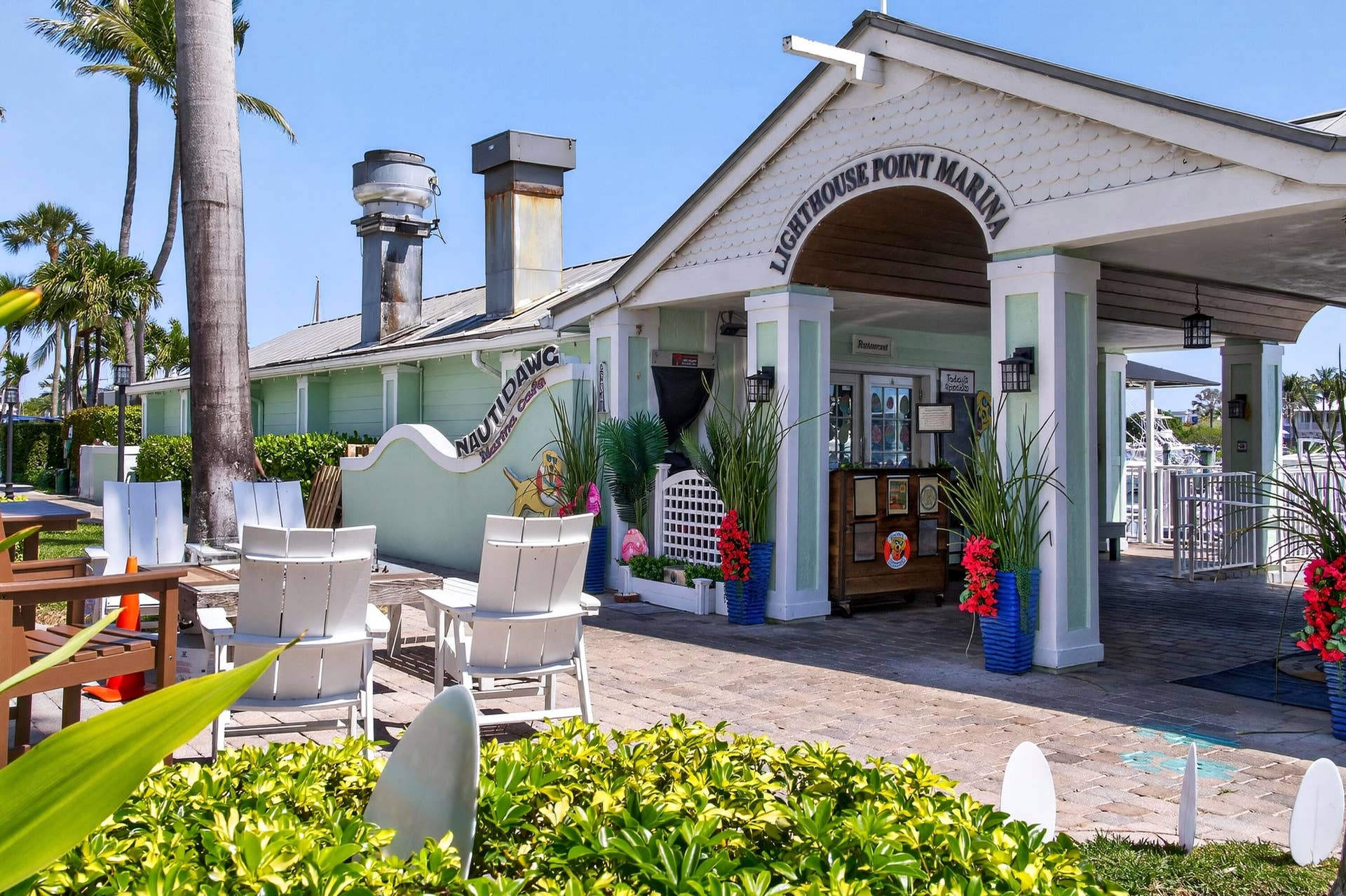 Just a short 34 minute walk from the home, the marina offers slip rentals, boat club access, waterfront dining, and quick Intracoastal and Hillsboro Inlet access.