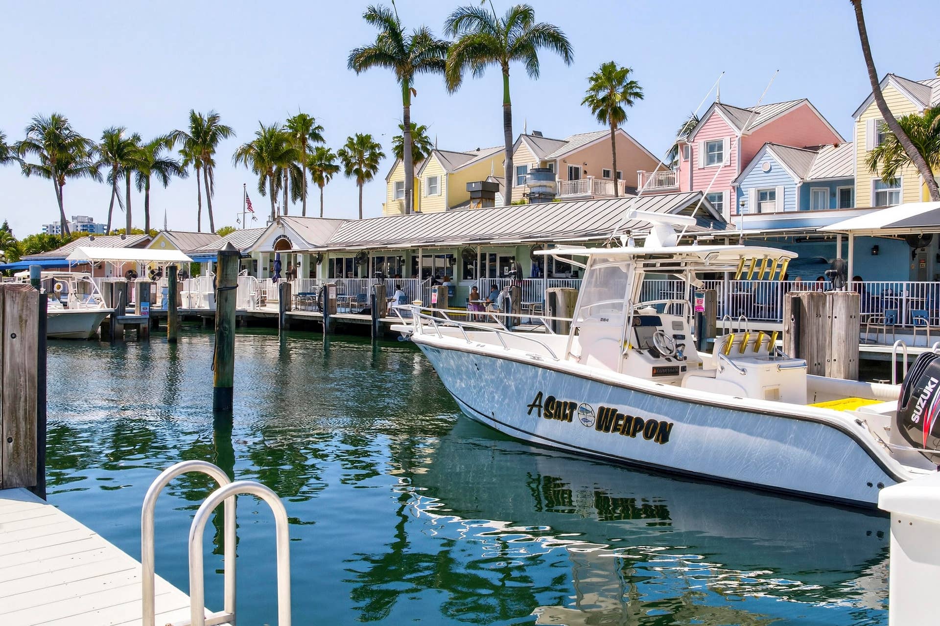 Just a short 34 minute walk from the home, the marina offers slip rentals, boat club access, waterfront dining, and quick Intracoastal and Hillsboro Inlet access.