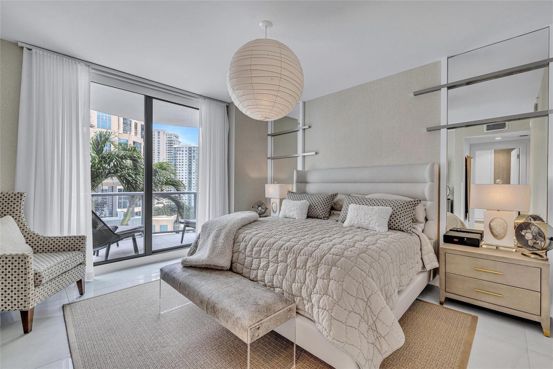 100 E Las Olas Boulevard, #1701, Fort Lauderdale, Fort Lauderdale, FL 33301 100 E Las Olas Boulevard, #1701, Fort Lauderdale, Fort Lauderdale, FL 33301
