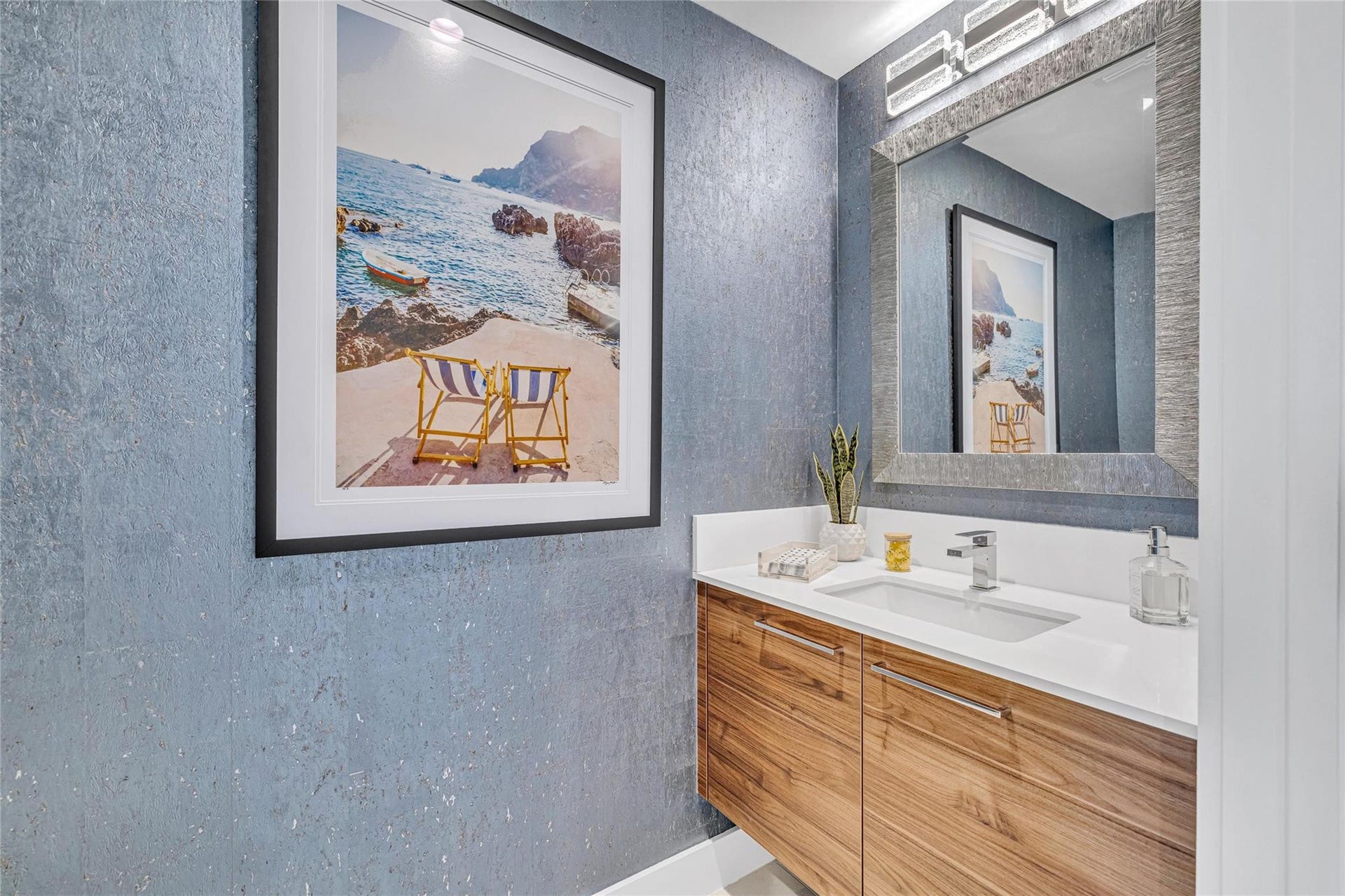 100 E Las Olas Boulevard, #1701, Fort Lauderdale, Fort Lauderdale, FL 33301 100 E Las Olas Boulevard, #1701, Fort Lauderdale, Fort Lauderdale, FL 33301