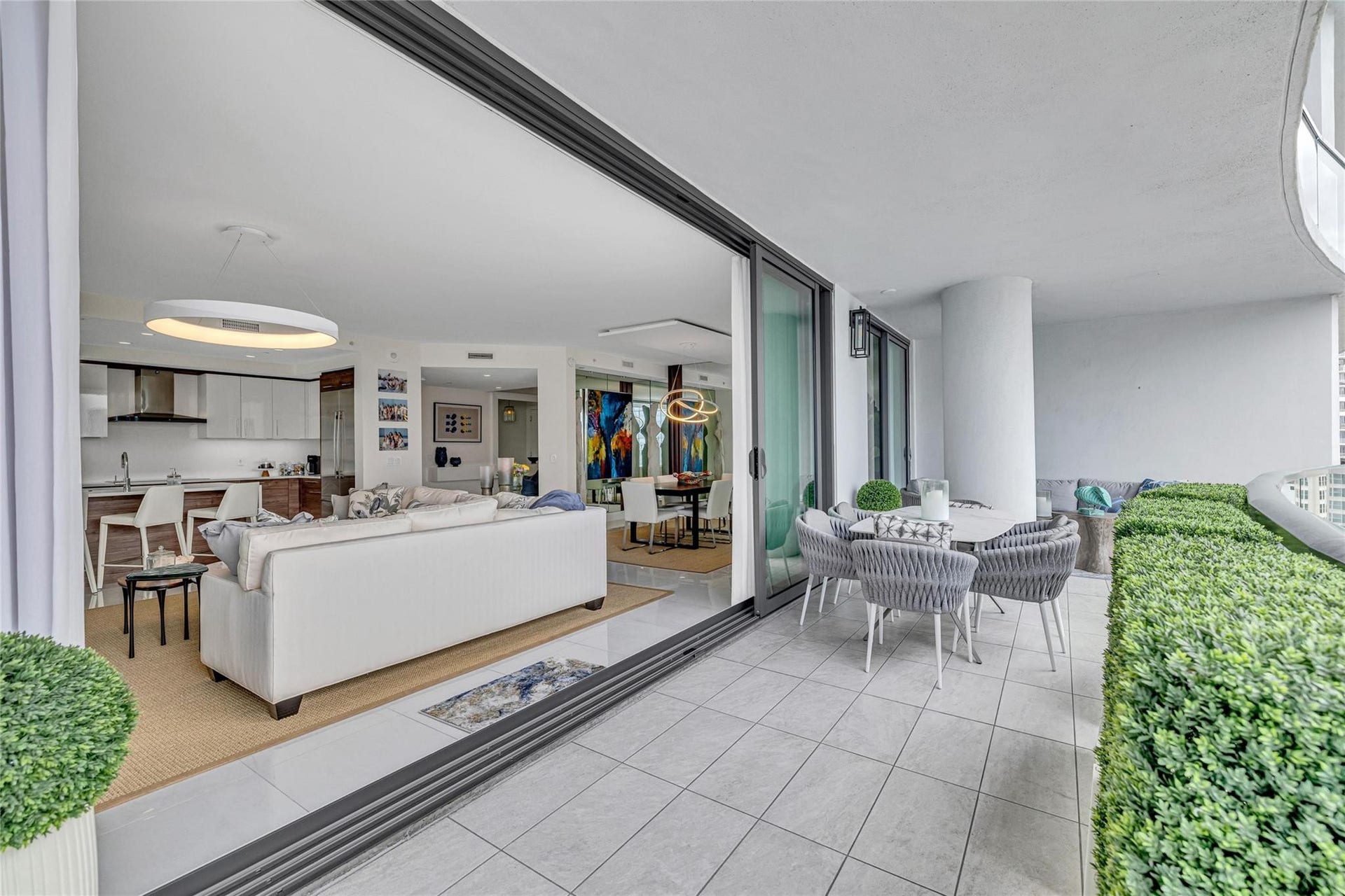 100 E Las Olas Boulevard, #1701, Fort Lauderdale, Fort Lauderdale, FL 33301 100 E Las Olas Boulevard, #1701, Fort Lauderdale, Fort Lauderdale, FL 33301