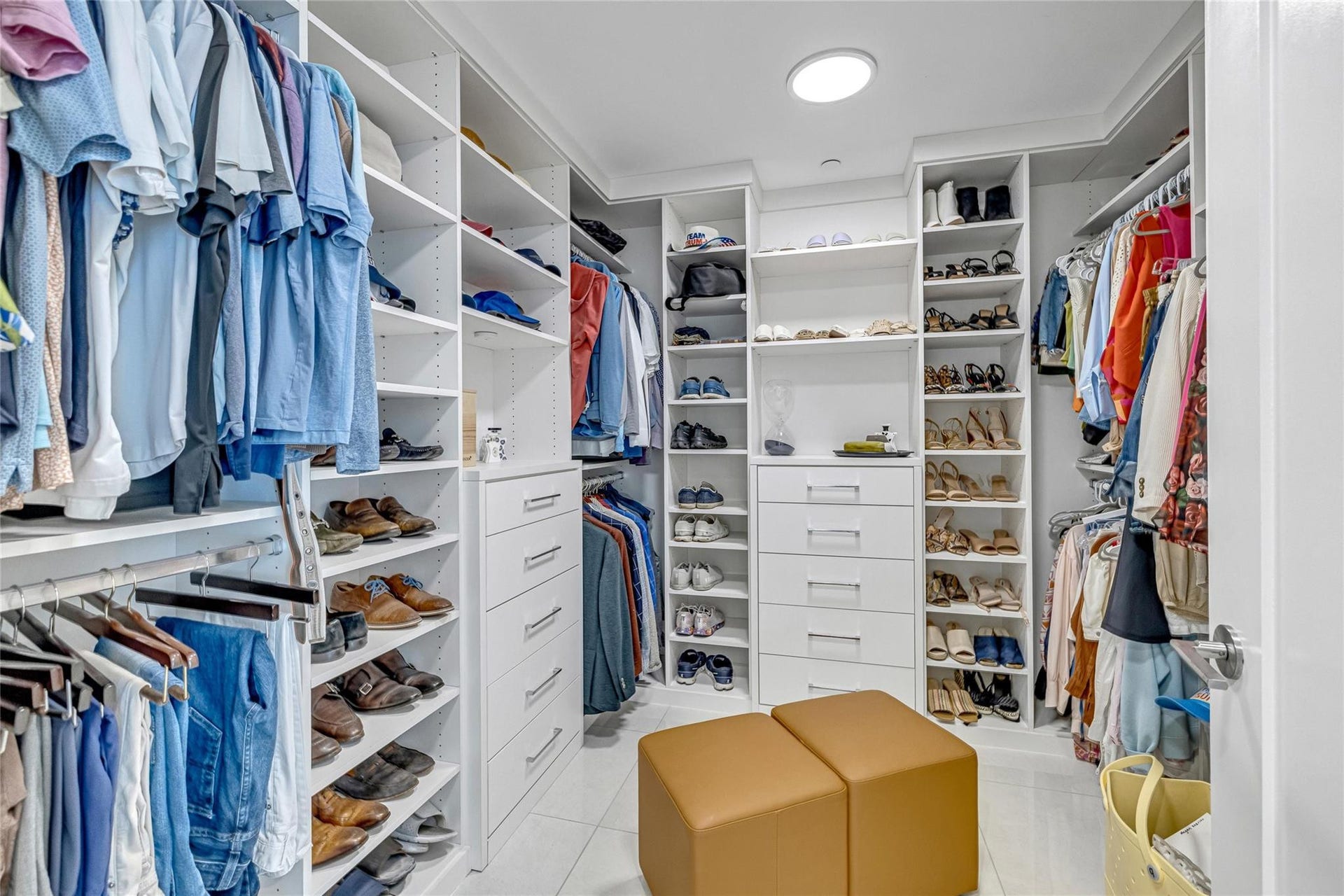 100 E Las Olas Boulevard, #1701, Fort Lauderdale, Fort Lauderdale, FL 33301 100 E Las Olas Boulevard, #1701, Fort Lauderdale, Fort Lauderdale, FL 33301