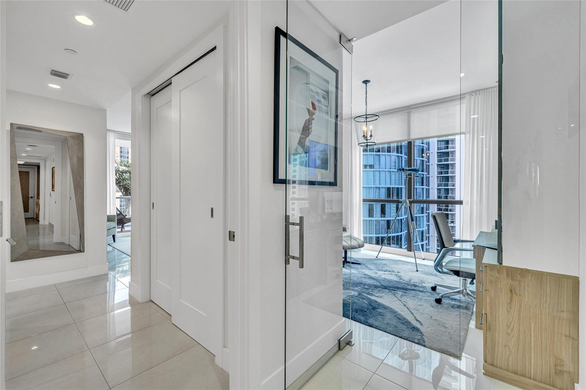 100 E Las Olas Boulevard, #1701, Fort Lauderdale, Fort Lauderdale, FL 33301 100 E Las Olas Boulevard, #1701, Fort Lauderdale, Fort Lauderdale, FL 33301