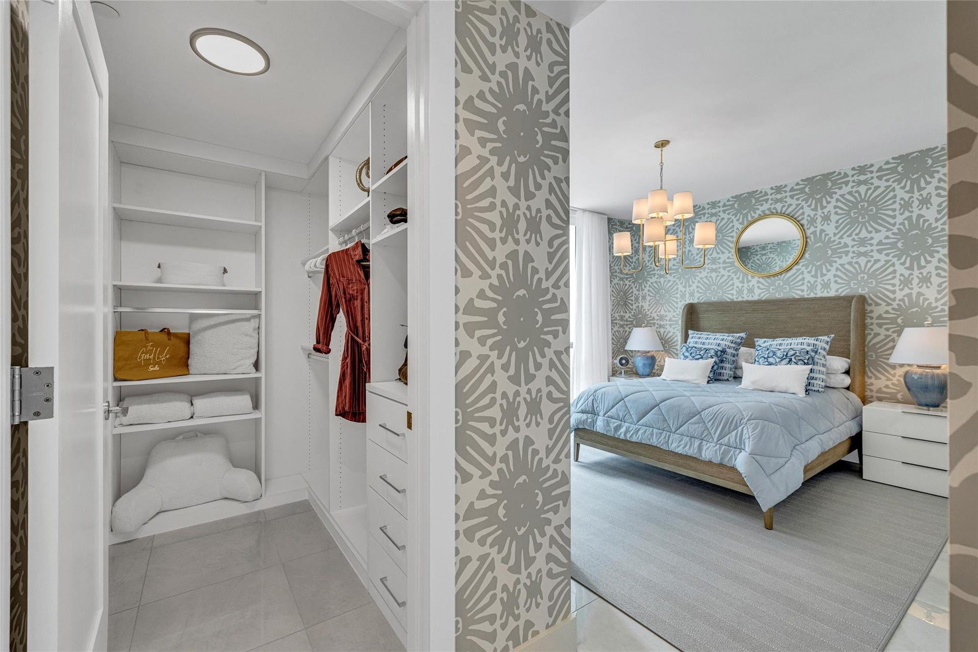 100 E Las Olas Boulevard, #1701, Fort Lauderdale, Fort Lauderdale, FL 33301 100 E Las Olas Boulevard, #1701, Fort Lauderdale, Fort Lauderdale, FL 33301