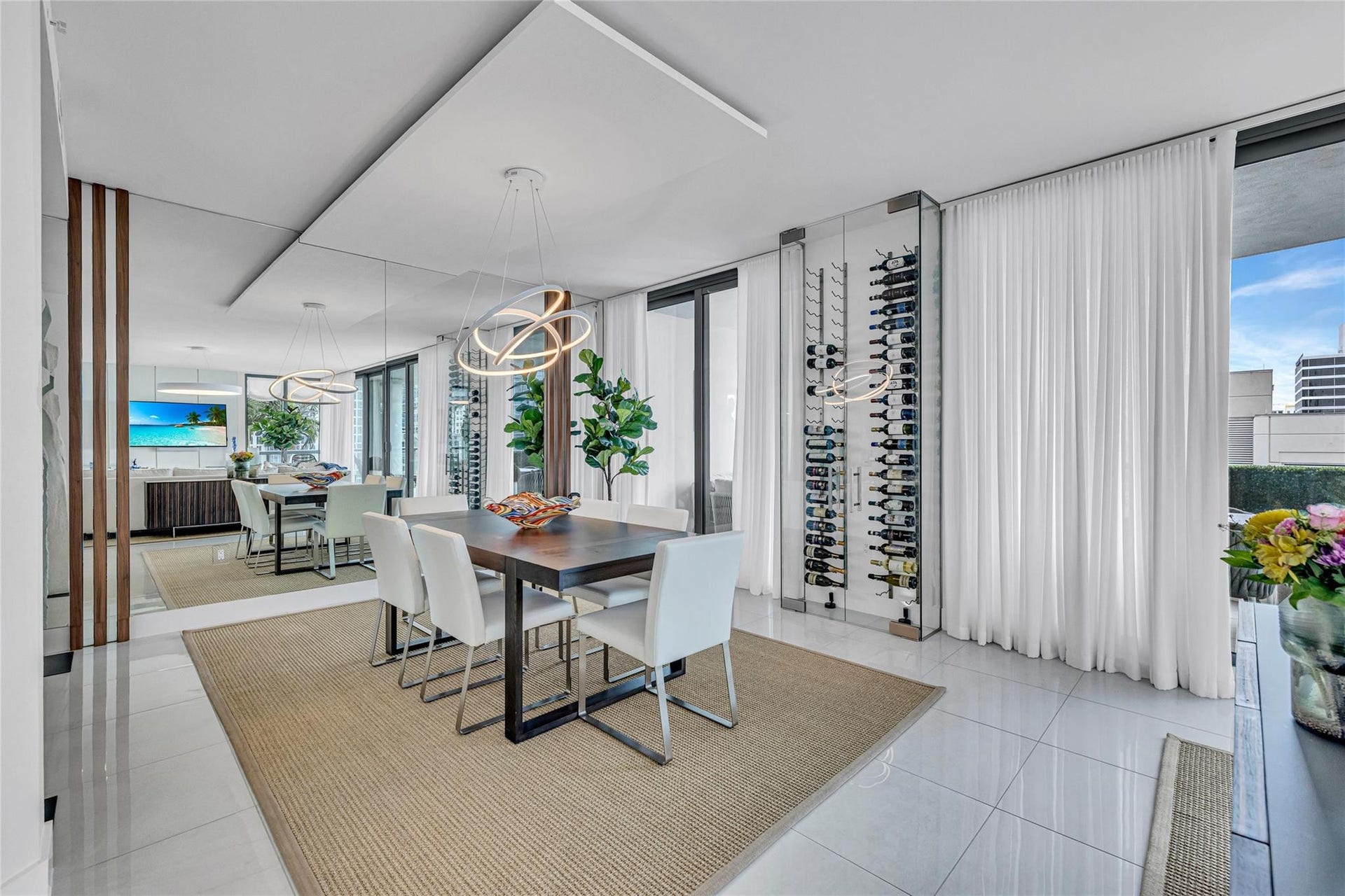 100 E Las Olas Boulevard, #1701, Fort Lauderdale, Fort Lauderdale, FL 33301 100 E Las Olas Boulevard, #1701, Fort Lauderdale, Fort Lauderdale, FL 33301