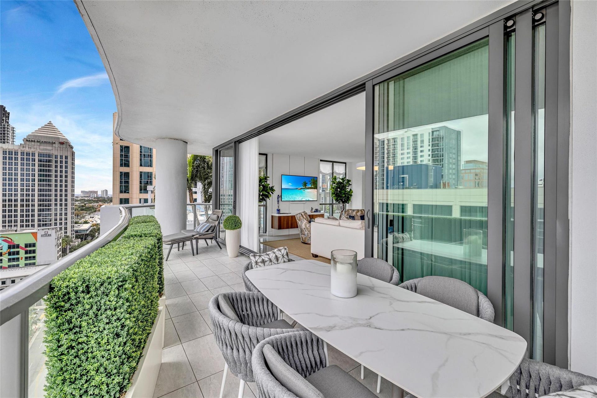 100 E Las Olas Boulevard, #1701, Fort Lauderdale, Fort Lauderdale, FL 33301 100 E Las Olas Boulevard, #1701, Fort Lauderdale, Fort Lauderdale, FL 33301