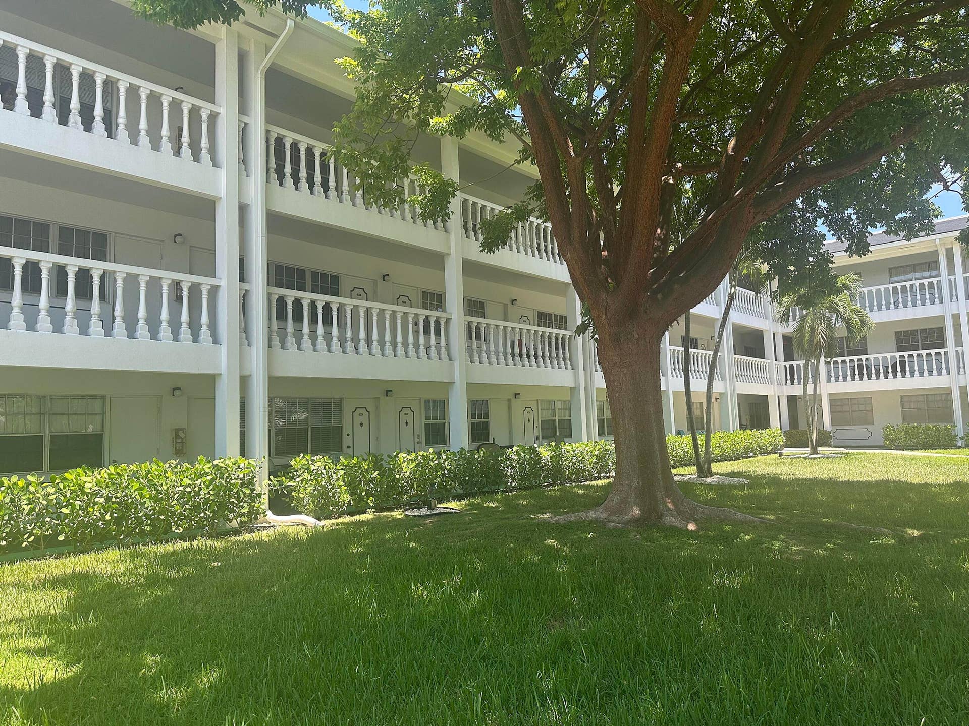 5208 NE 24th Terrace, #F106, Fort Lauderdale, FL 33308 MB19