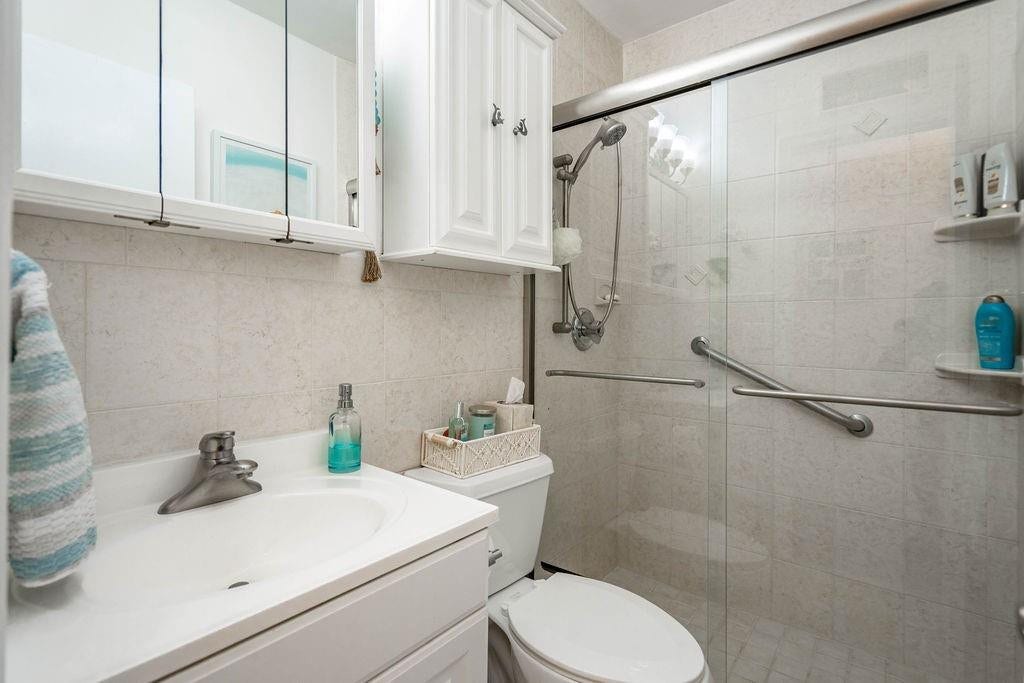 2100 NE 38th Street, #229, Lighthouse Point, FL 33064 Photo 8